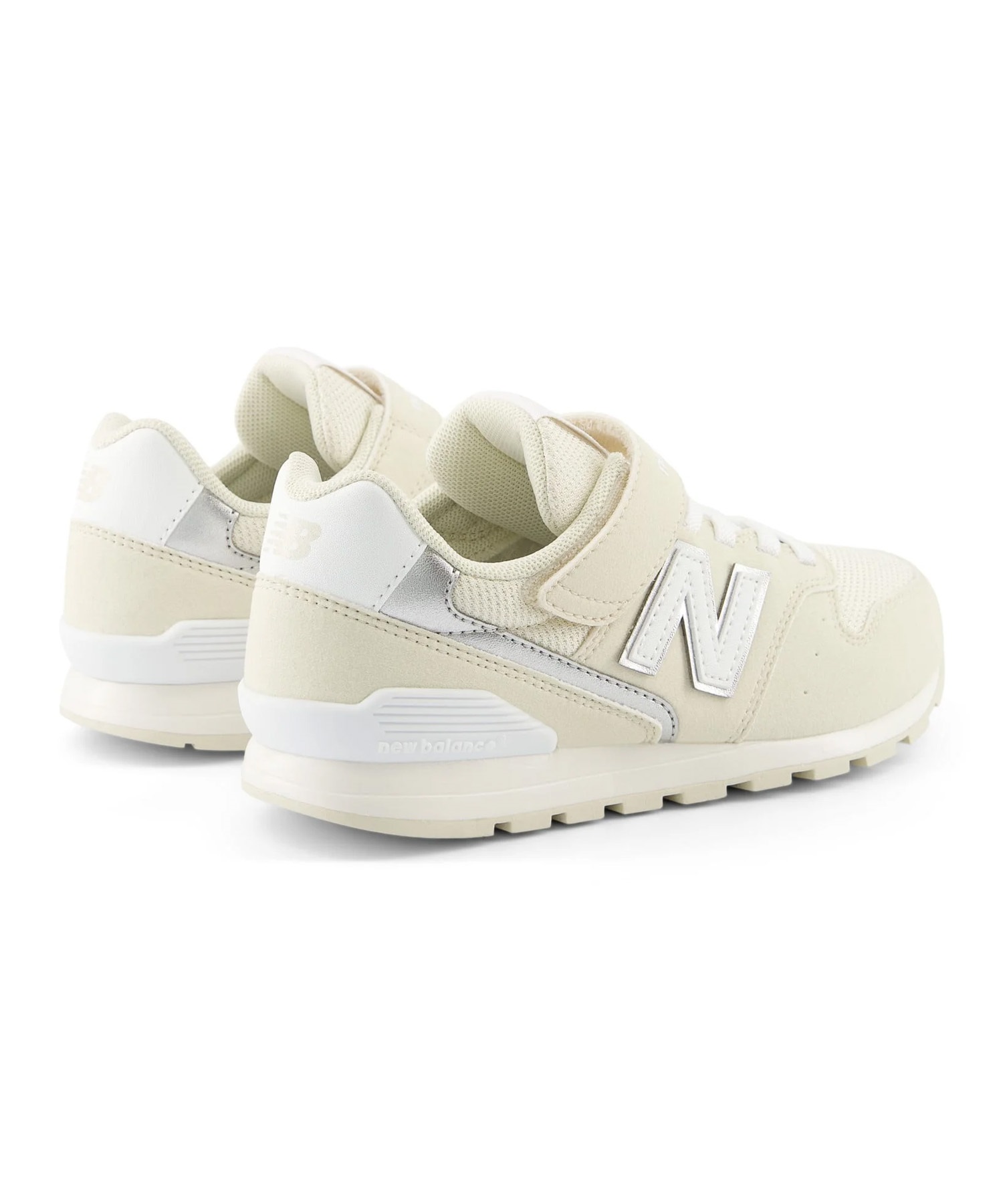 New Balance 996 、コンバースキッズシューズ 3色セット！！ charger_iz996m