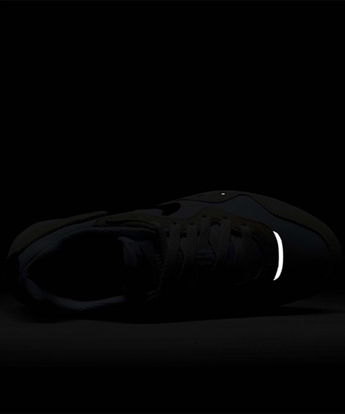 Amazon | (NIKE)ナイキ ベンチャー ランナー (002)ブラック