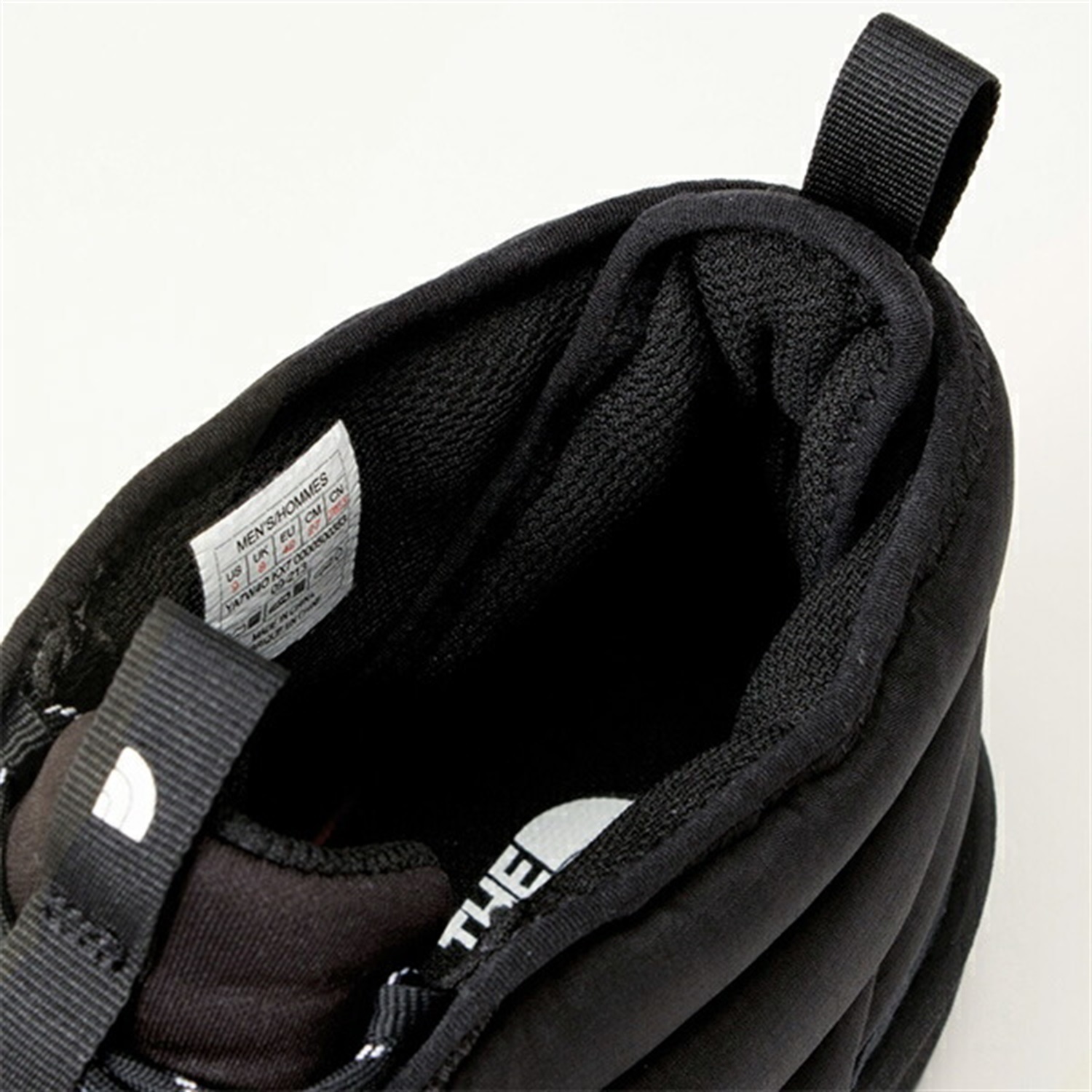 THE NORTH FACE ザ・ノース・フェイス Nuptse Chukka ヌプシ チャッカ NF02273 メンズ シューズ ブーツ 撥水 KK3 H17(KK-25.0cm)