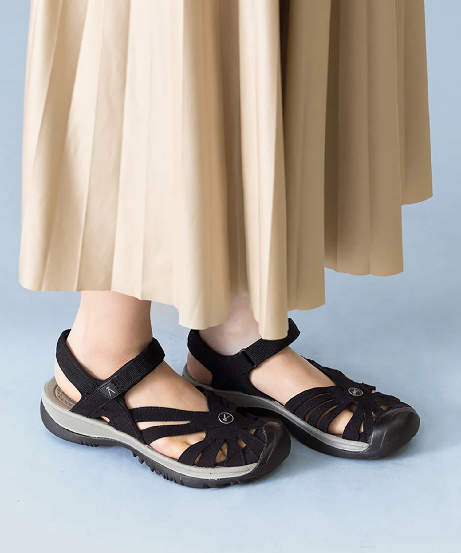 KEEN キーン ROSE SANDAL ローズ サンダル ウィメンズ アウトドアシューズ スポーツサンダル レディース 1008783(BKNGY-22.5cm)