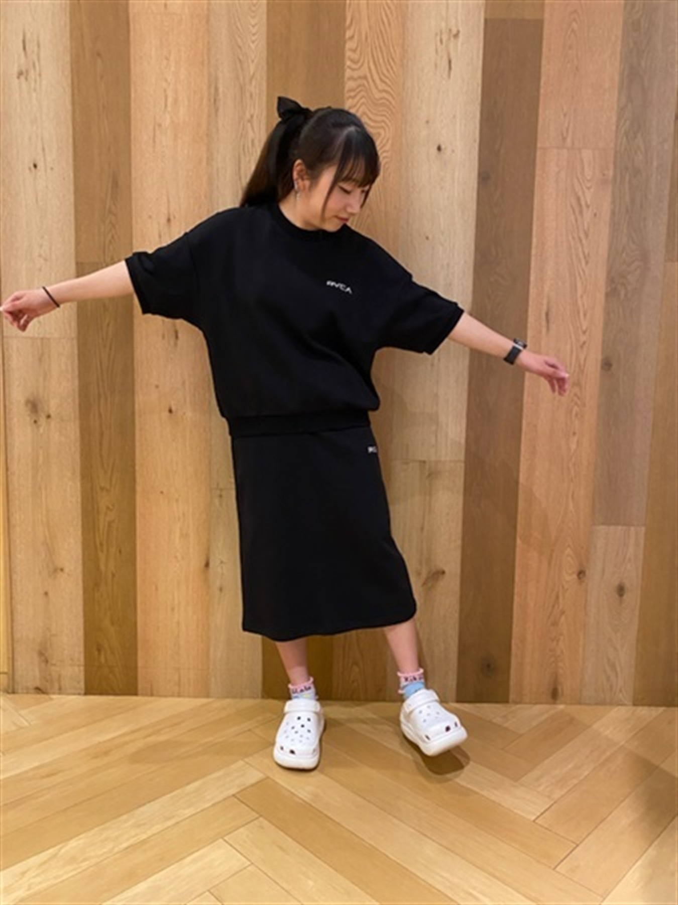 crocs クロックス CRUSH CLOG クラッシュ クロッグ 207521-100