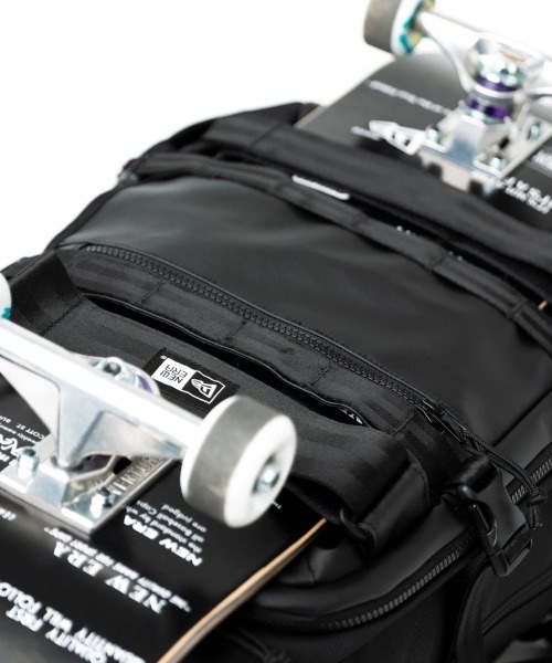 NEW ERA/ニューエラ TPU Skateboard URBAN PACK12825598 バック
