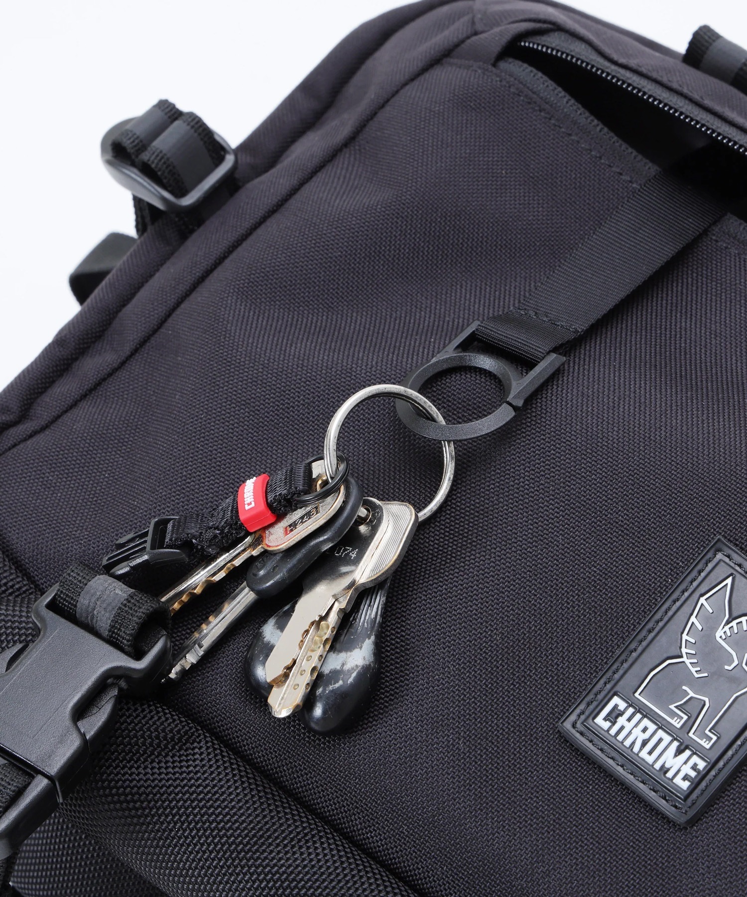 CHROME/クローム ショルダーバッグ KADET MAX ガデット マックス 15L 軽量 BG351BK(BK-15L)