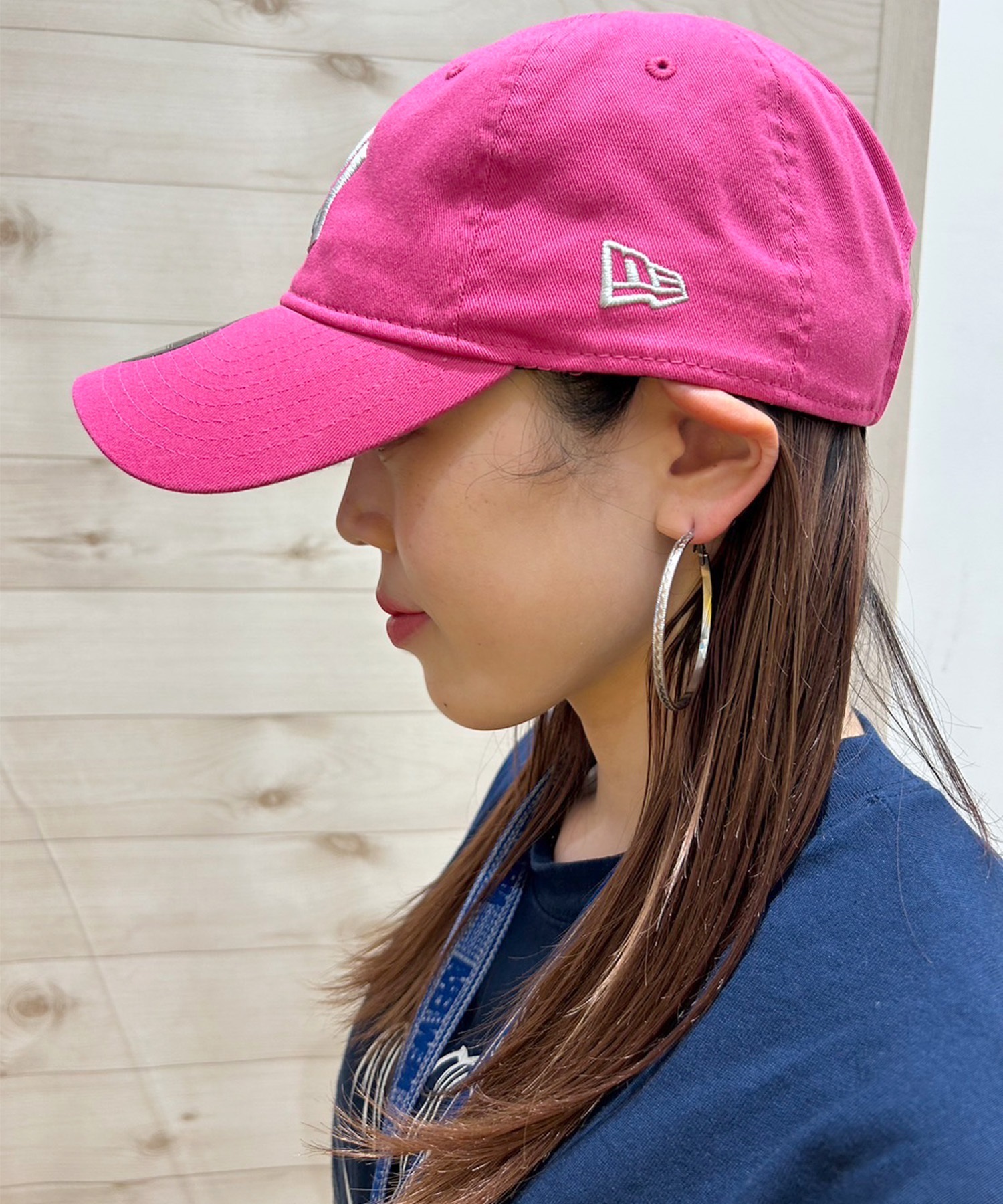 NEW ERA/ニューエラ 9TWENTY ニューヨーク・ヤンキース ピンク×シルバー キャップ 帽子 14324557 ムラサキスポーツ限定(BPUR-FREE)