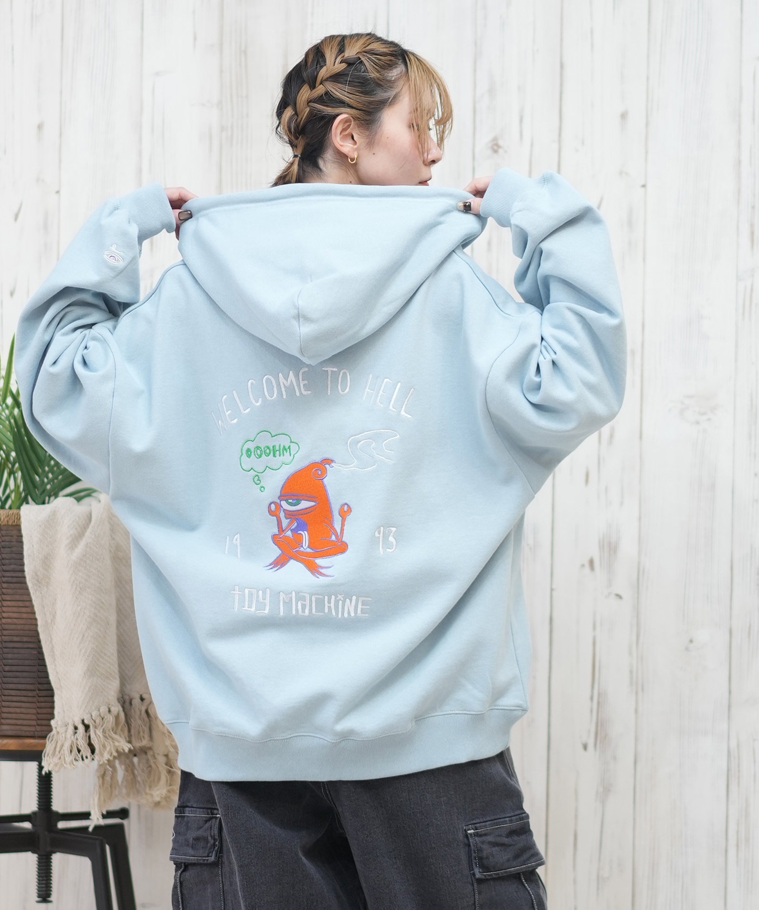 TOY MACHINE トイマシーン パーカー ジップアップ レディース ビッグシルエット バックプリント MTMPFSW13 ムラサキスポーツ限定 TOY MACHINE トイマシーン パーカー ジップアップ レディース