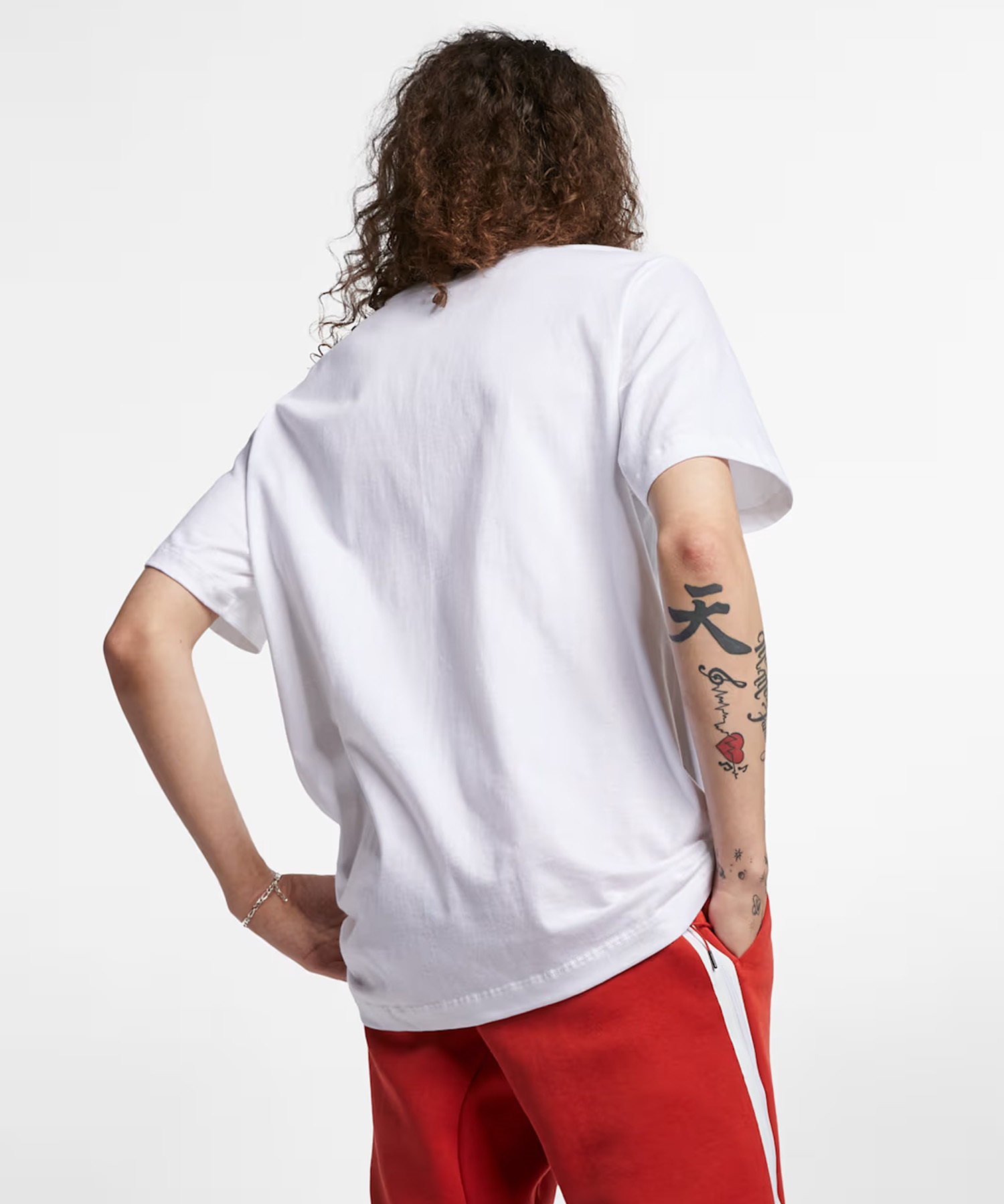 NIKE ナイキ 半袖 Tシャツ メンズ ロゴ ワンポイント AR4999-101