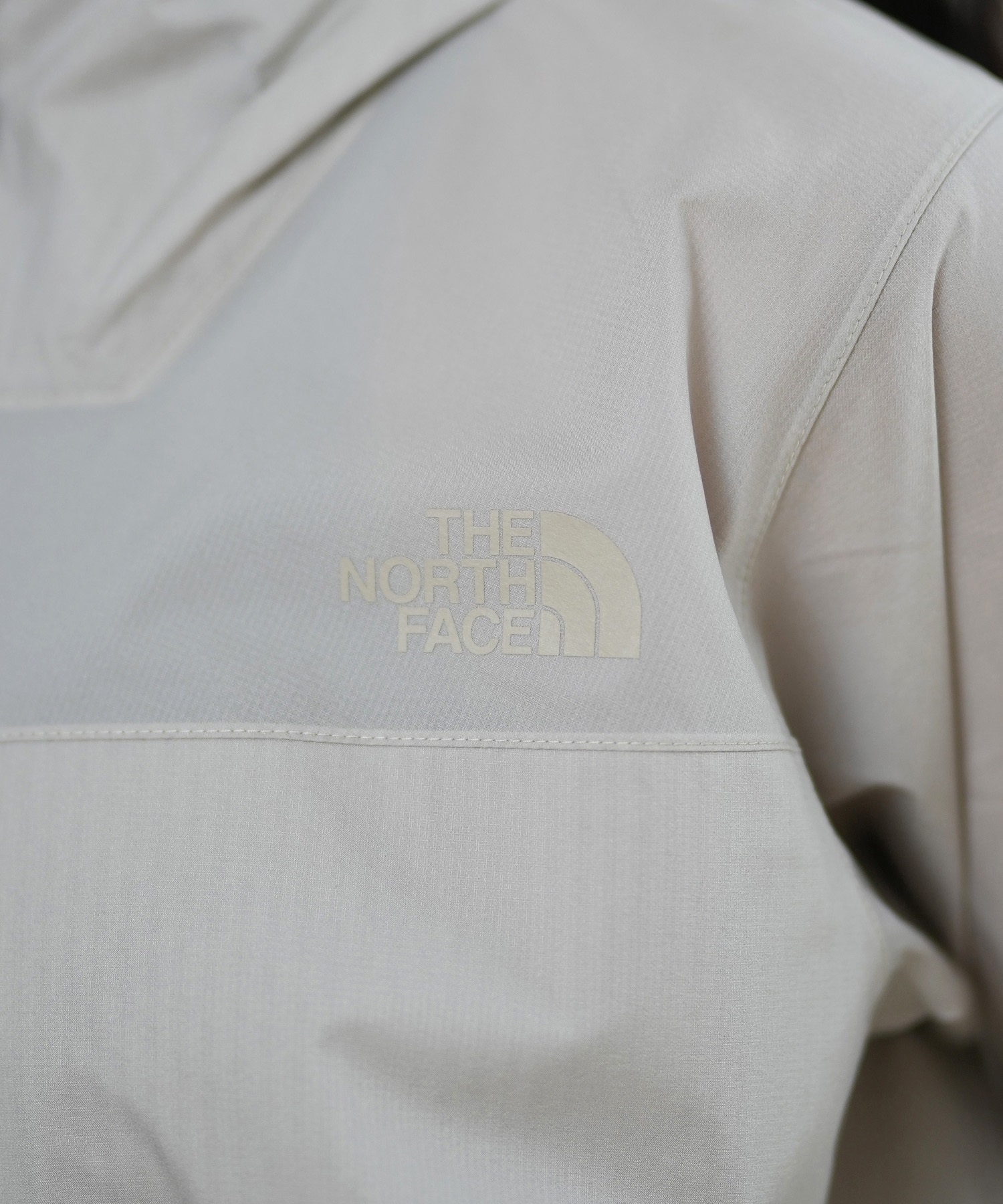 THE NORTH FACE ザ・ノース・フェイス ナイロン ジャケット レディース 防水 ワンポイント ロゴ VENTURE JACKET NPW62515(MR-M)