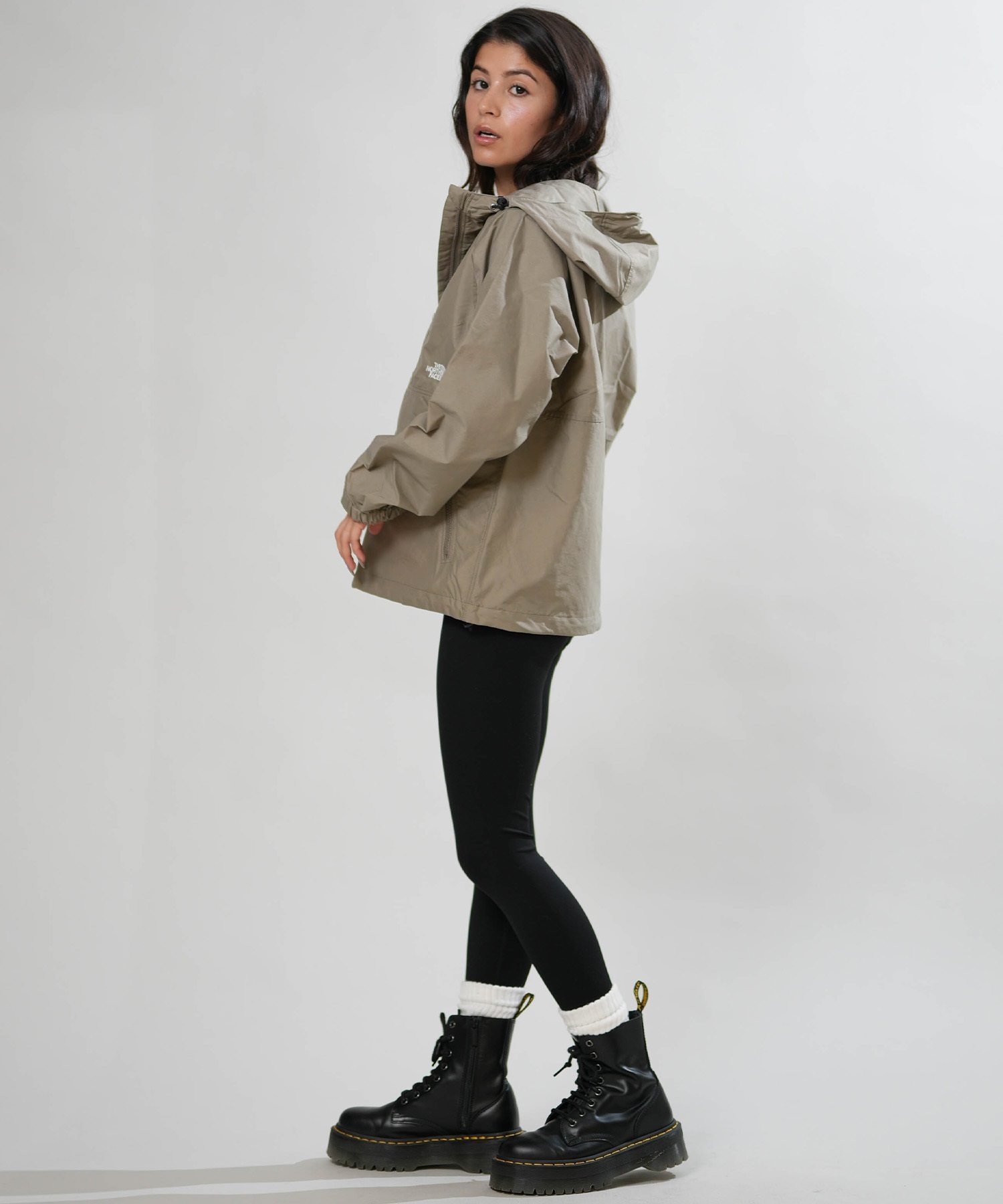 THE NORTH FACE ザ・ノース・フェイス ナイロン ジャケット レディース