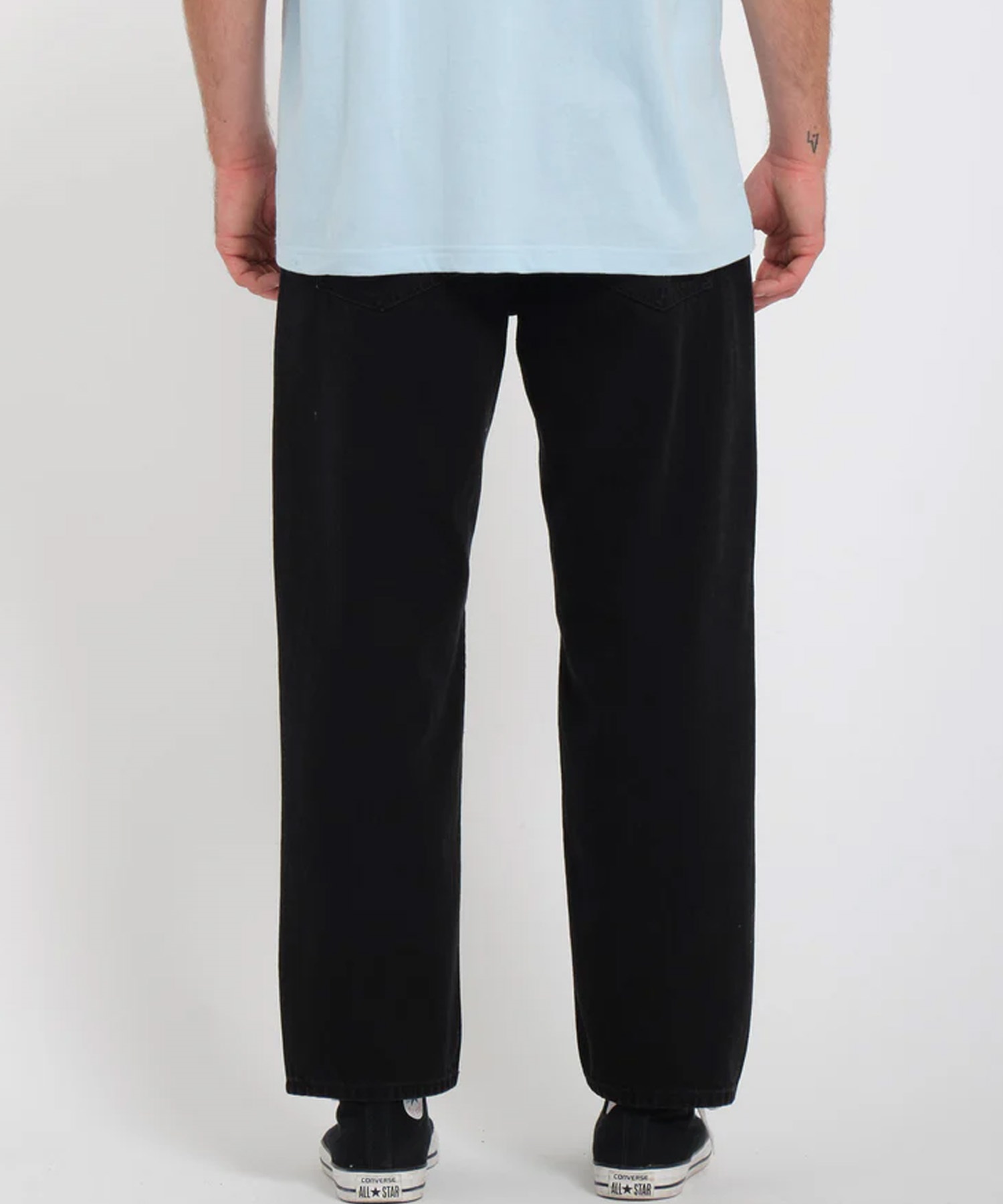 VOLCOM ボルコム ロングパンツ メンズ デニム ジーンズ テーパードフィット Modown Tapered Denim A1932102(ASH-28inch)