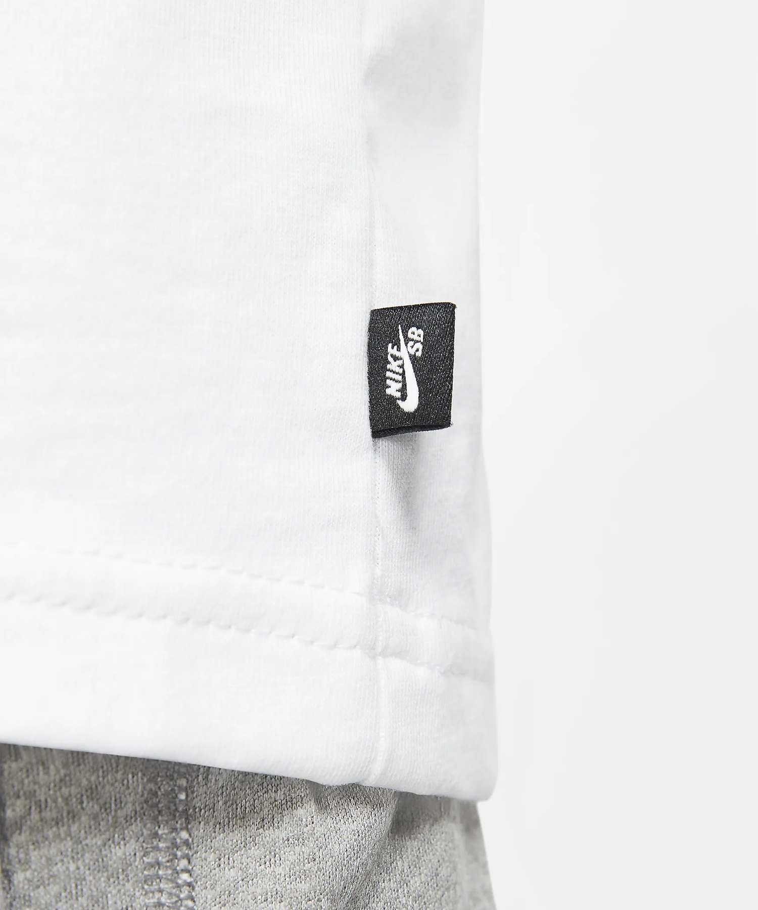 NIKE SB ナイキエスビー 半袖 Tシャツ メンズ ロゴ スケートボード Tシャツ CV7540-100(100-M)