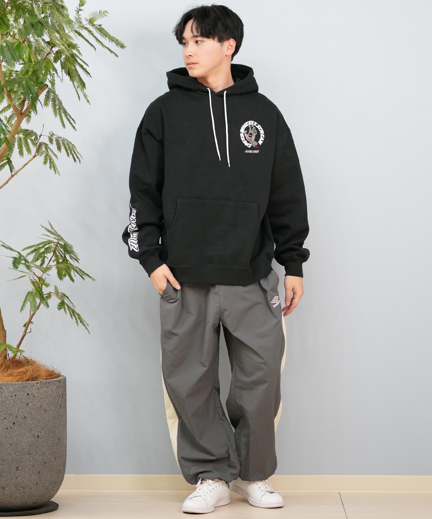 スケートボード SANTA CRUZ 00's Screaming Hand Hoodie Amazon.co.jp