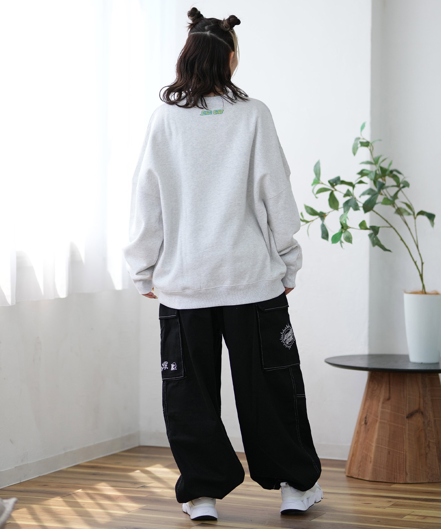 SANTACRUZ サンタクルーズ トレーナー レディース クルーネック