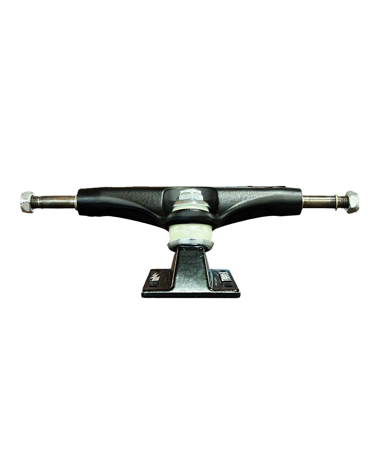 THUNDER TRUCK サンダー スケートボード トラック 147 LIGHT ELECTRIC