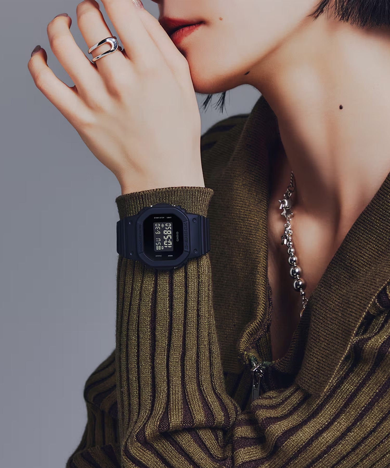 美品 CASIO G-SHOCK GMD-S5610BB-1JF ミッドサイズ 楽天市場】G-SHOCK Gショック GMD-S5610BB-1JF ミッドサイズ