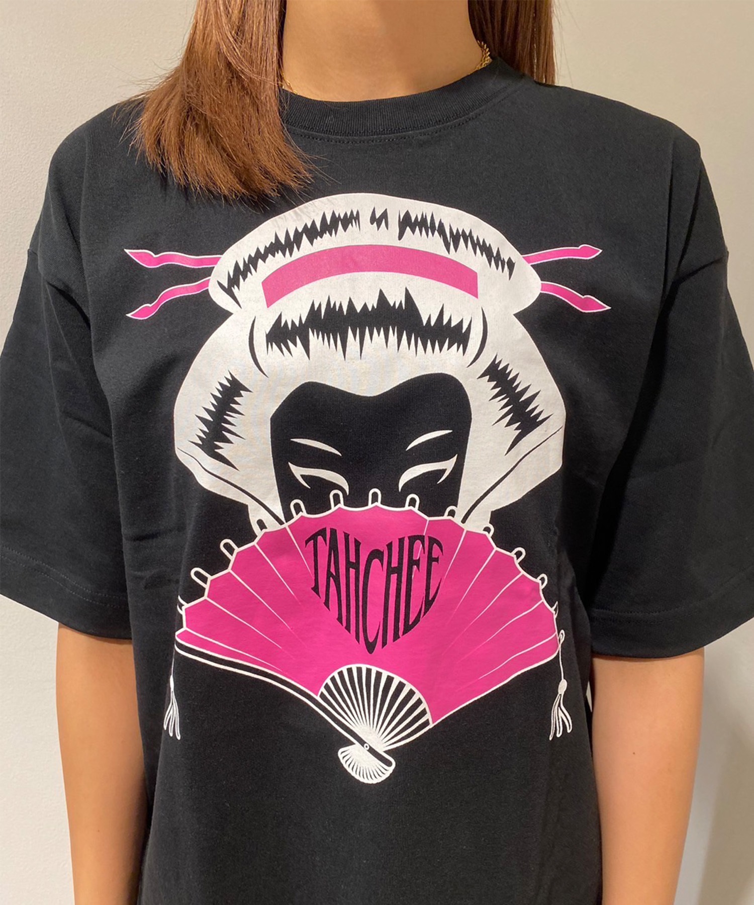 TAHCHEE ターチー 半袖 Tシャツ レディース フロントプリント