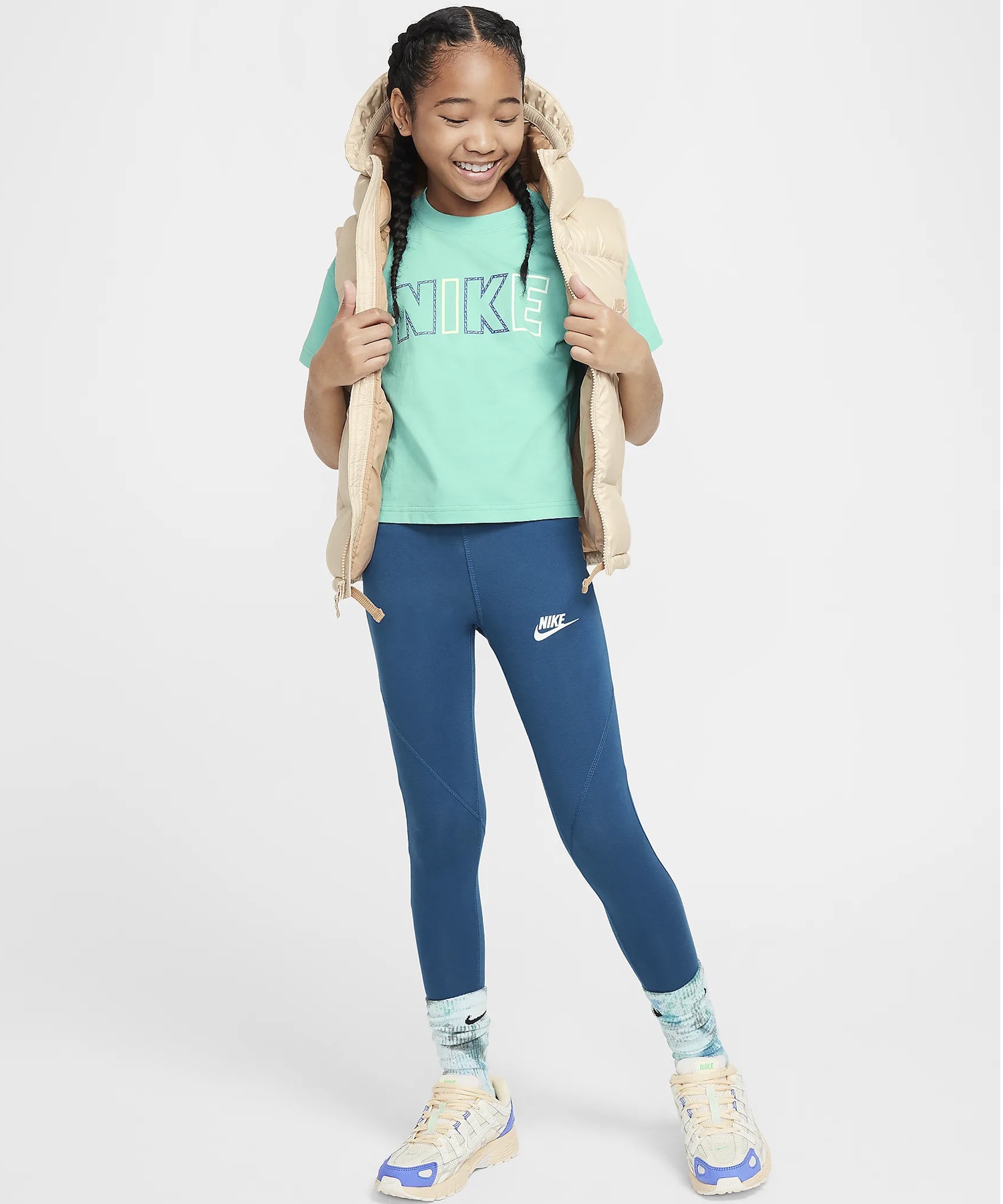 NIKE ナイキ Tシャツ キッズ 半袖 フロントロゴ FZ5561-300