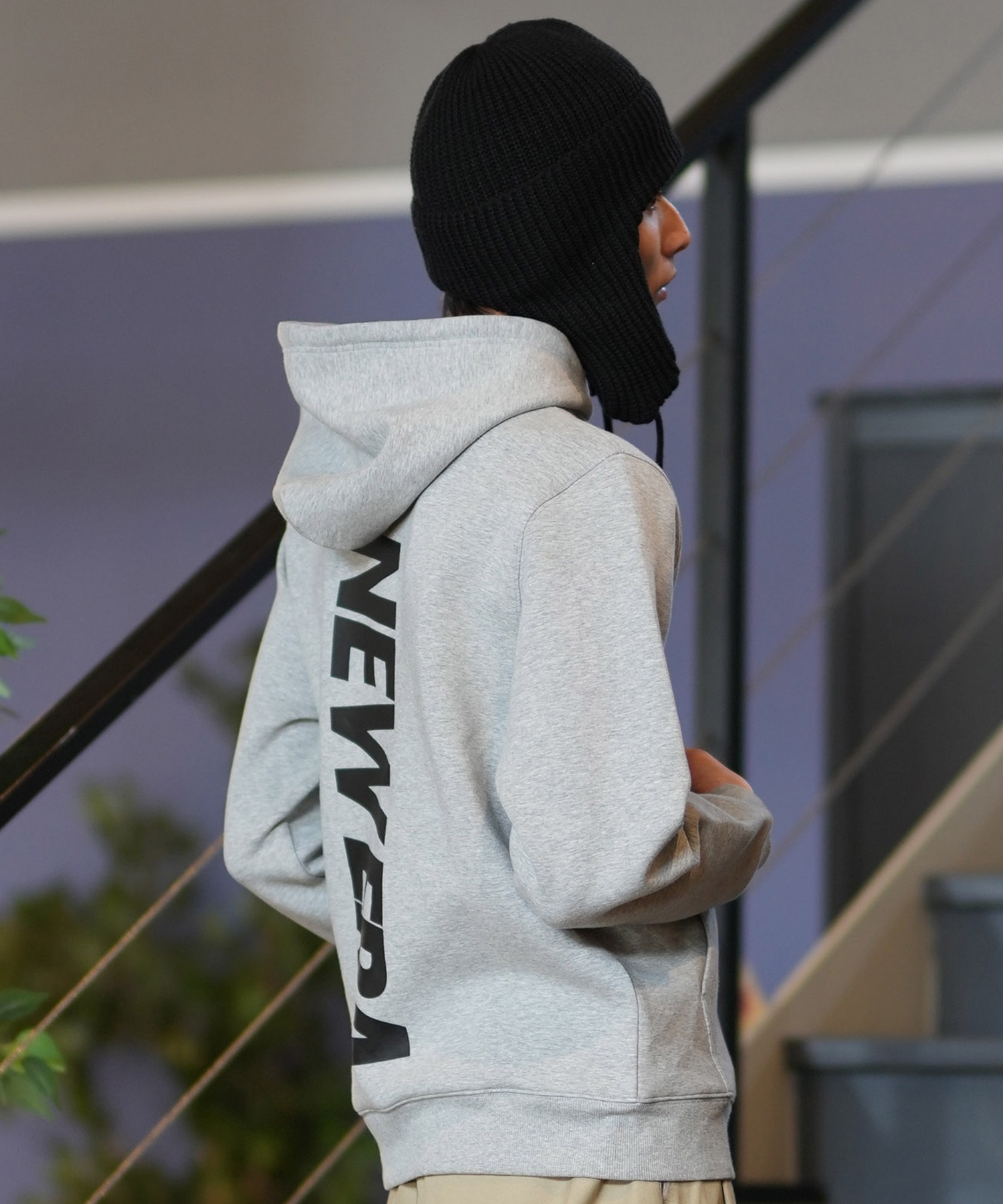 NEW ERA ニューエラ パーカー プルオーバー メンズ テック