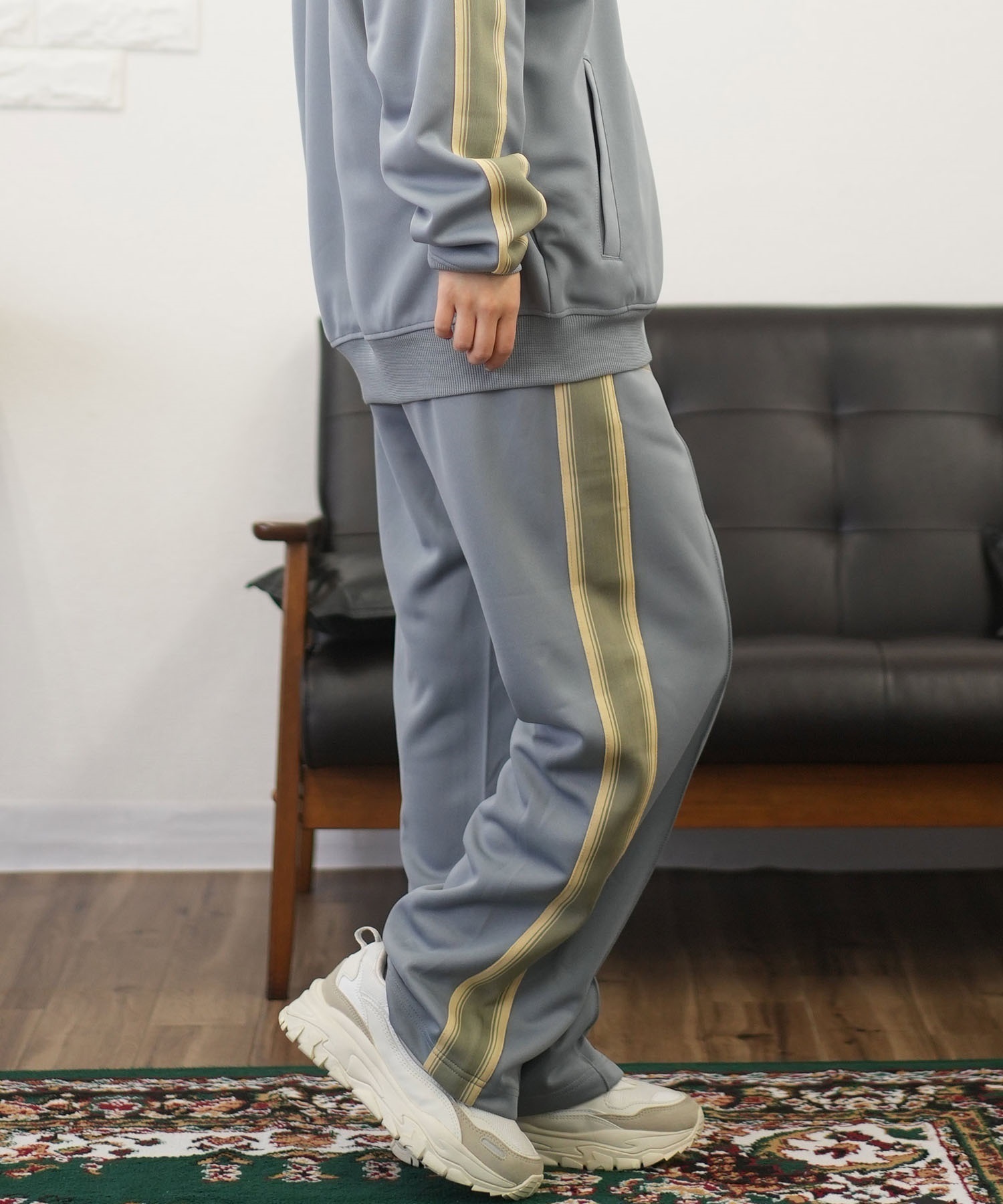 NEW ERA×CALNAMUR ニューエラ×カルナムール トラックパンツ レディース 