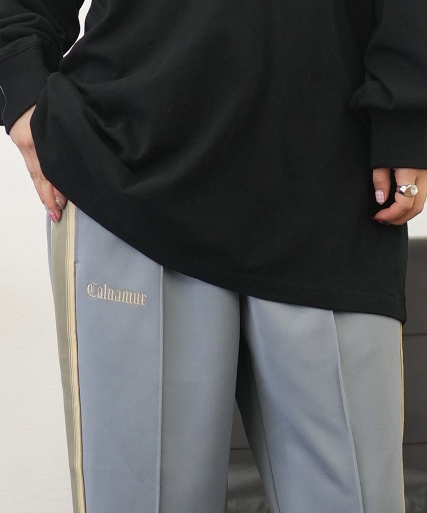 NEW ERA×CALNAMUR ニューエラ×カルナムール トラックパンツ レディース