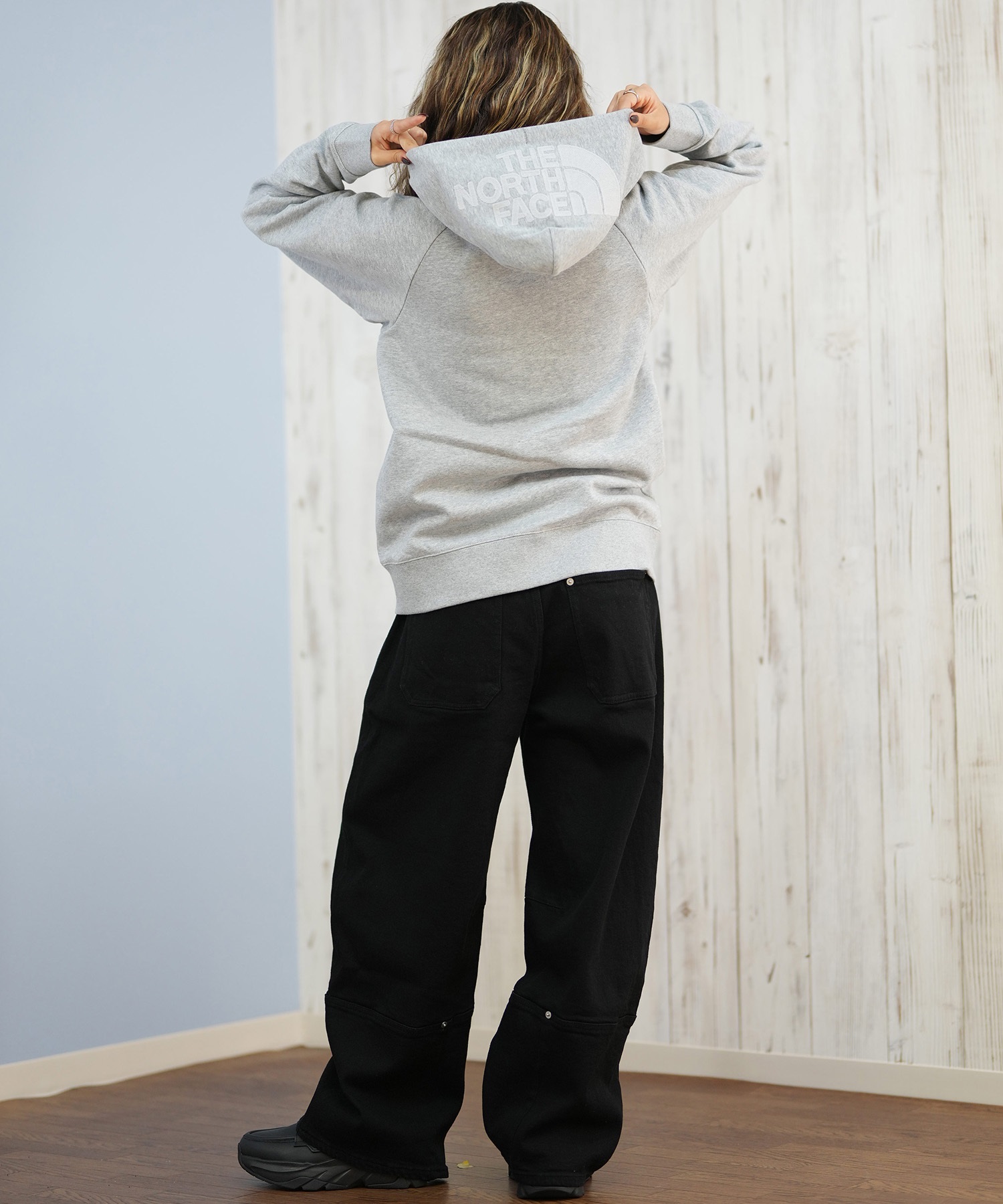 ノースフェイス　レディースL  パーカー THE NORTH FACE ザ・ノース・フェイス ジップアップ パーカー