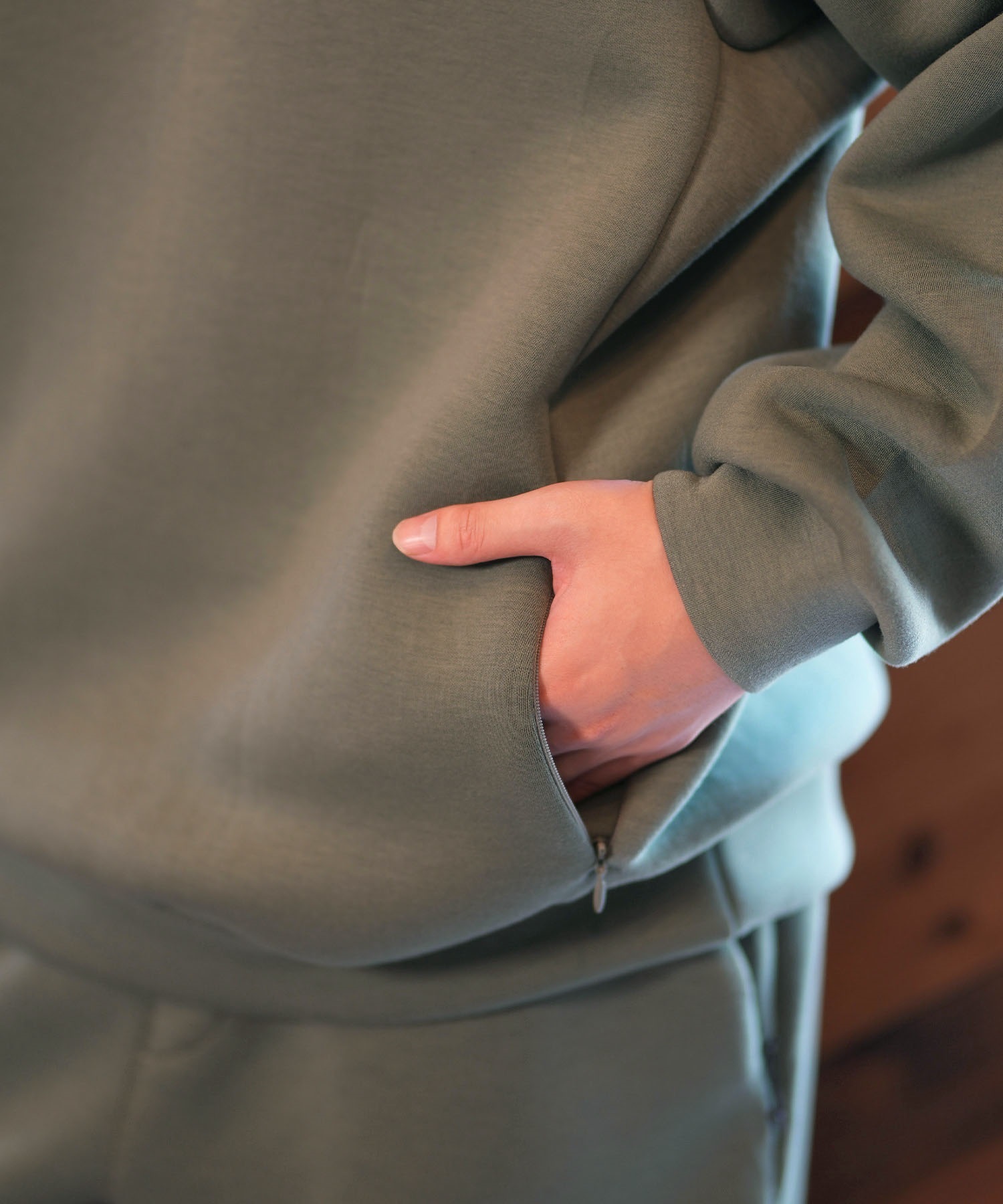 カーハート×ハーレー プルオーバーパーカー フーディー M 赤 バック