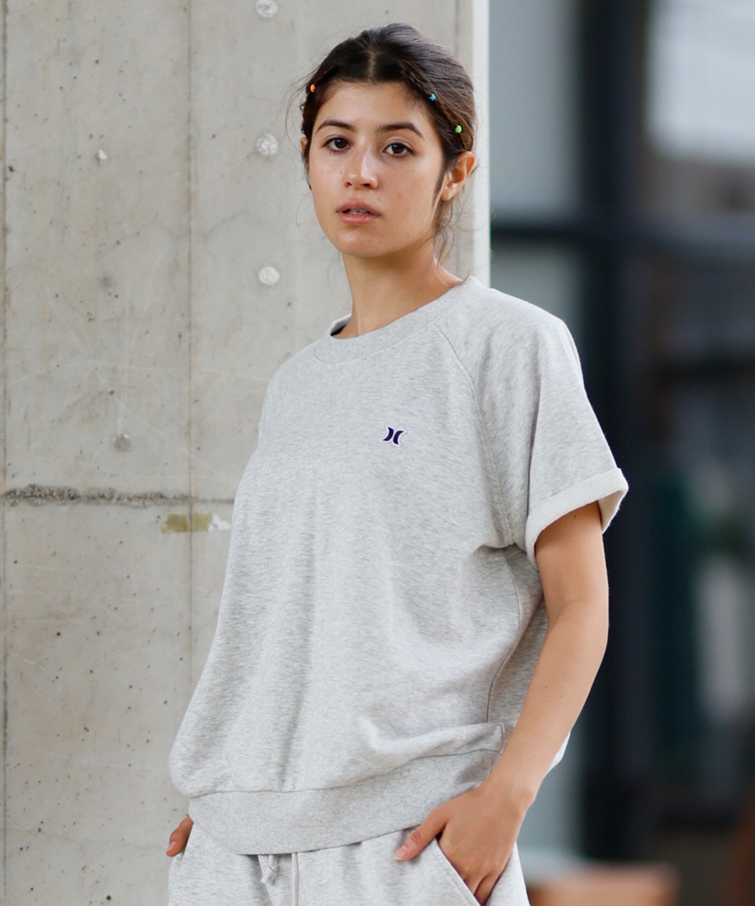 Hurley ハーレー 半袖 Tシャツ レディース スウェット生地 バックオープン ワンポイント ロゴ WSS2421016(AGHT-FREE)