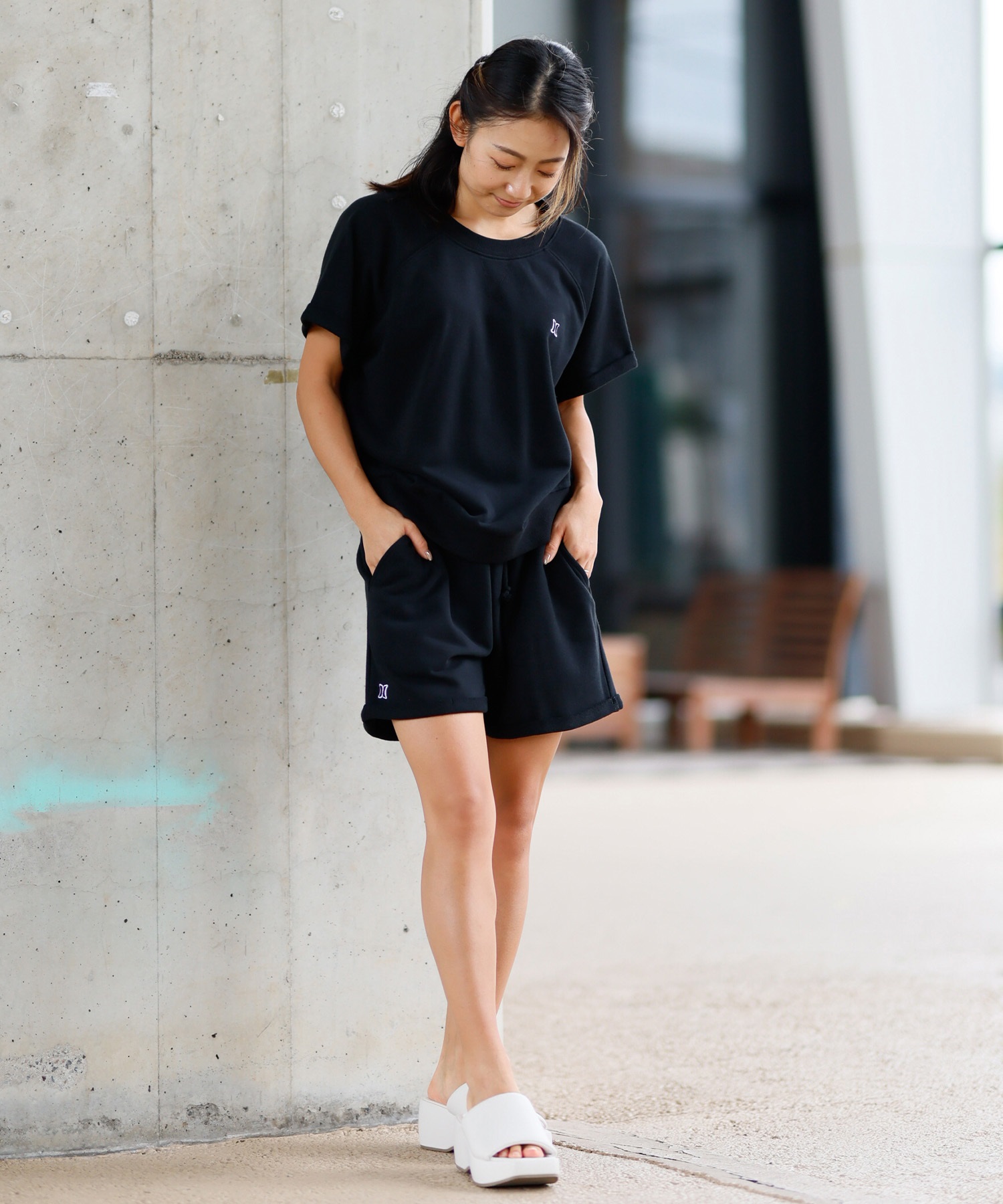 Hurley ハーレー 半袖 Tシャツ レディース スウェット生地 バックオープン ワンポイント ロゴ WSS2421016(AGHT-FREE)