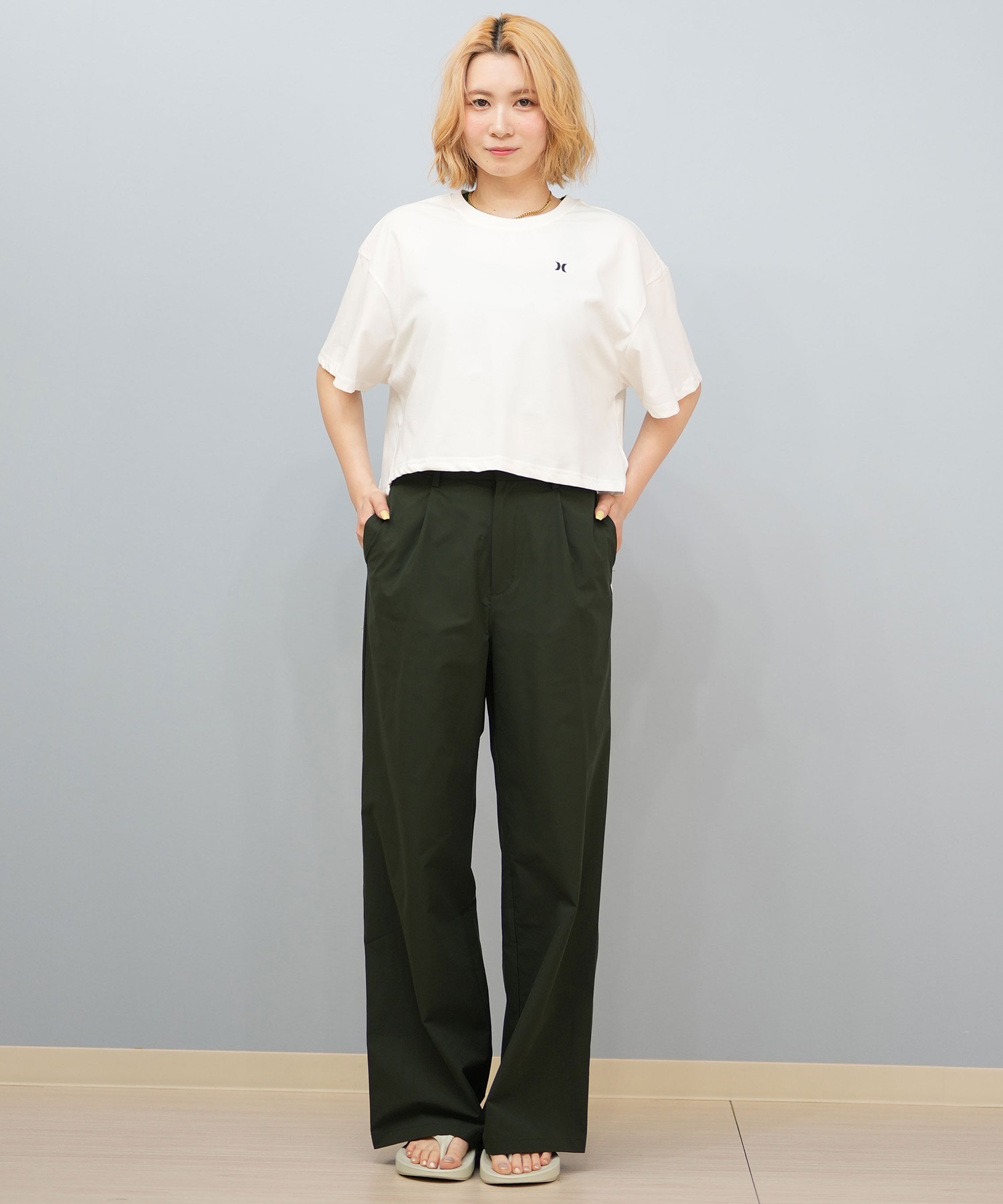 その他】Hurley 水陸両用パンツセットアップ（ネイビー花柄）