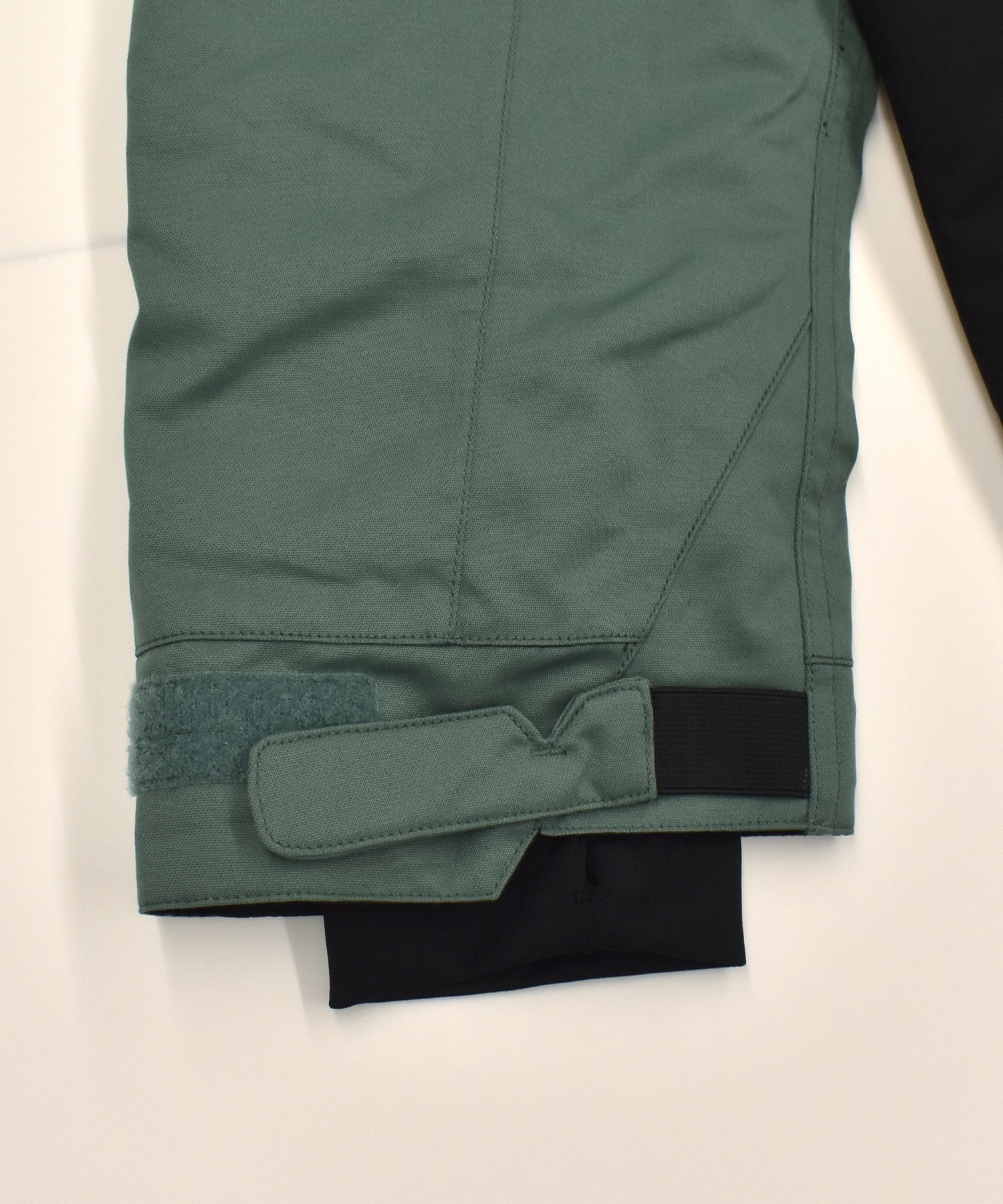 686 シックスエイトシックス GEO INSULATED JACKET ユニセックス