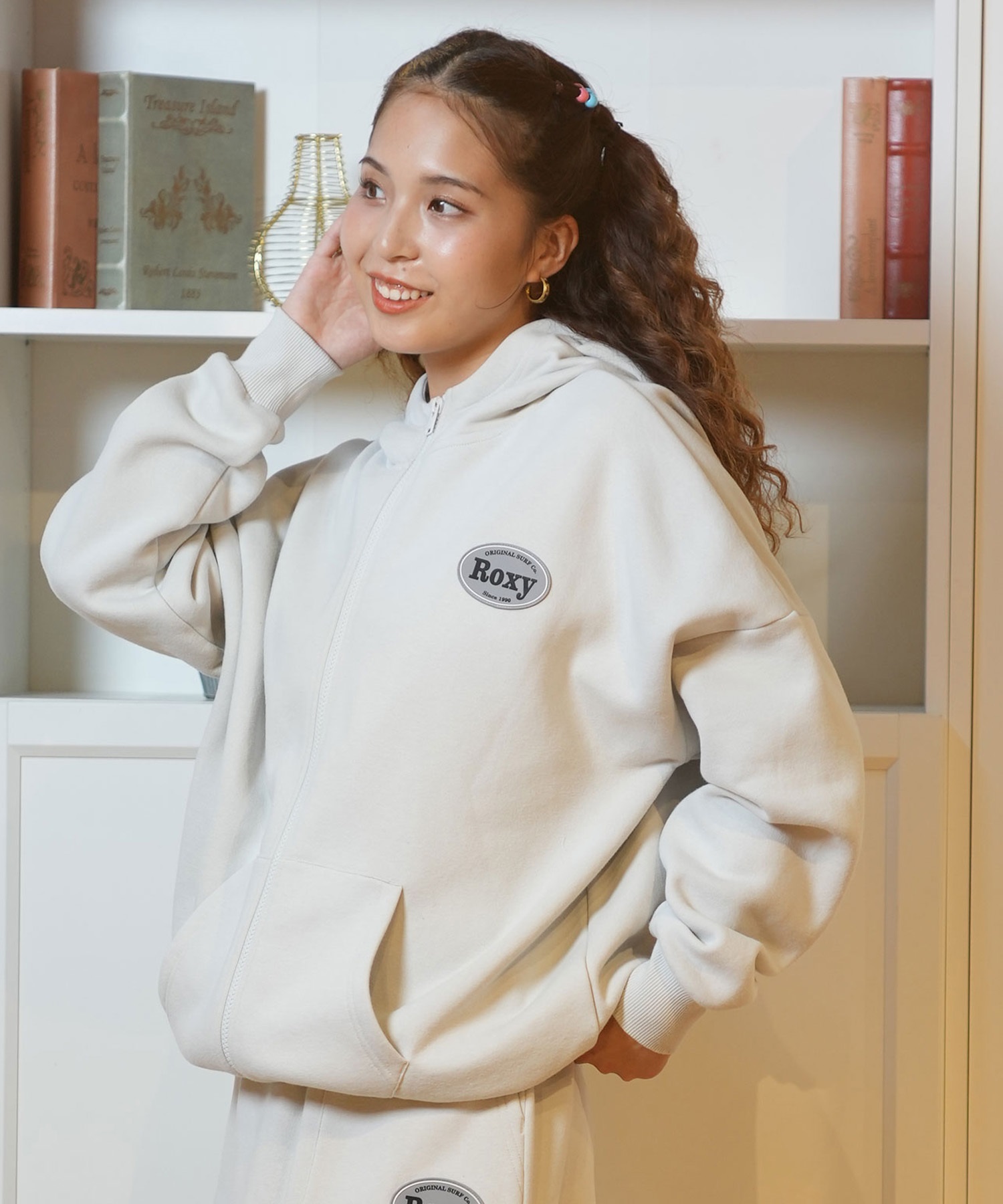Roxy - 新品♡ROXY♡裏起毛パーカーロングワンピース♡Lサイズ♡定価12,100円！の通販｜ラクマ