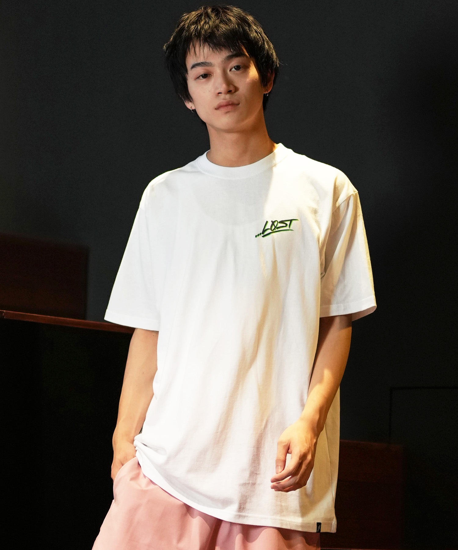 LOST ロスト 半袖 Tシャツ メンズ フロントプリント バック
