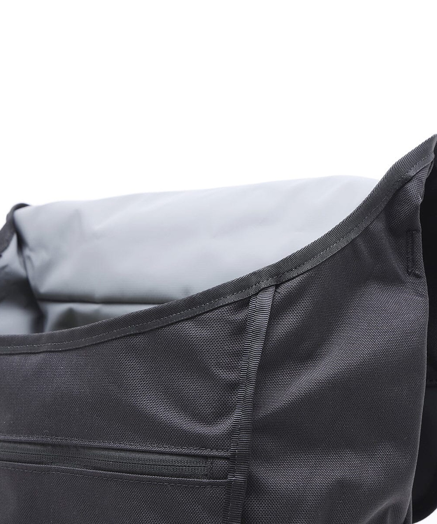 CHROME クローム バッグ バックパック リュック 防水 WARSAW 30Lワルシャワ 30L パック BG390BK 4