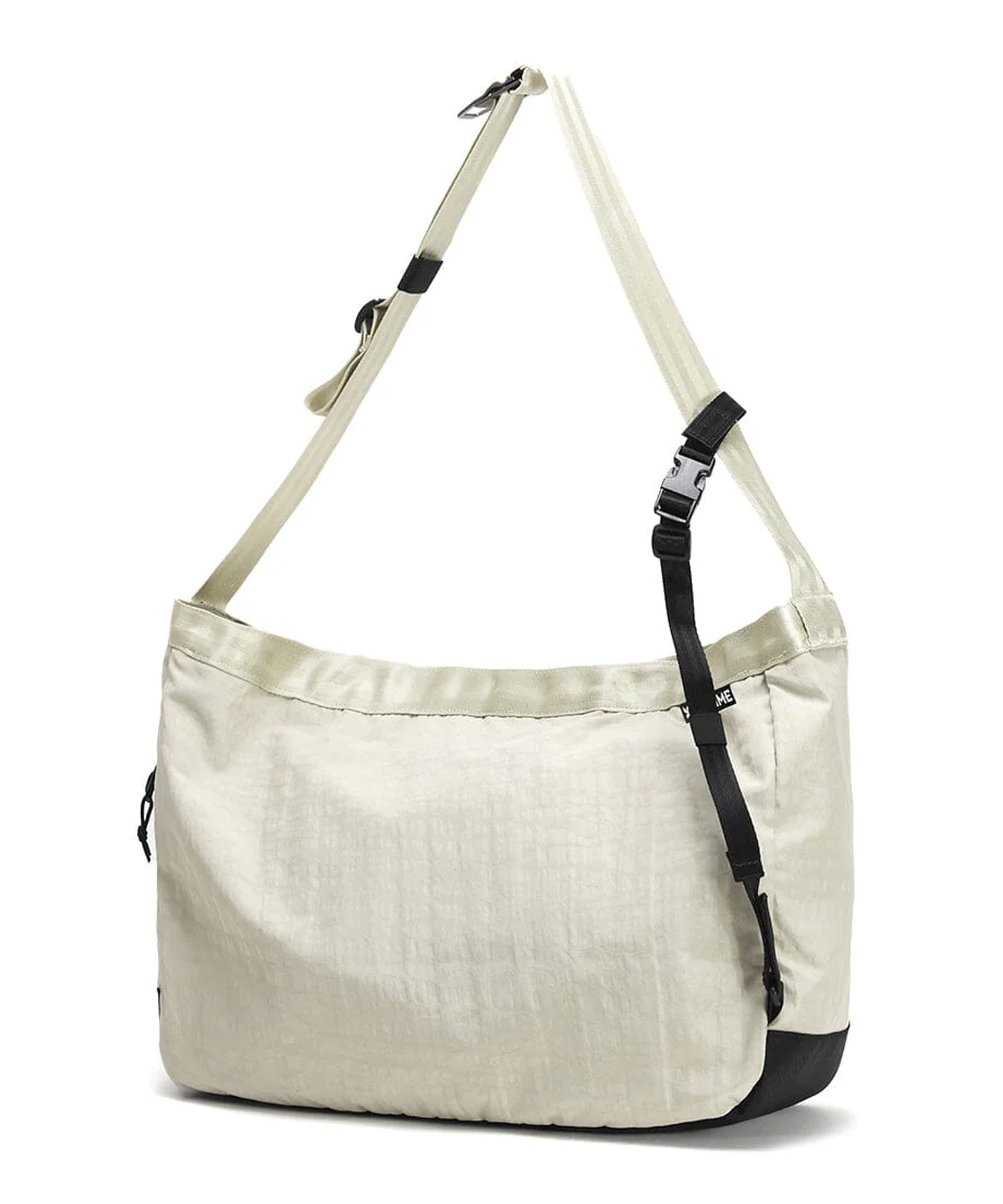 CHROME クローム バッグ ショルダーバッグ 耐水 26L NEWSPAPER