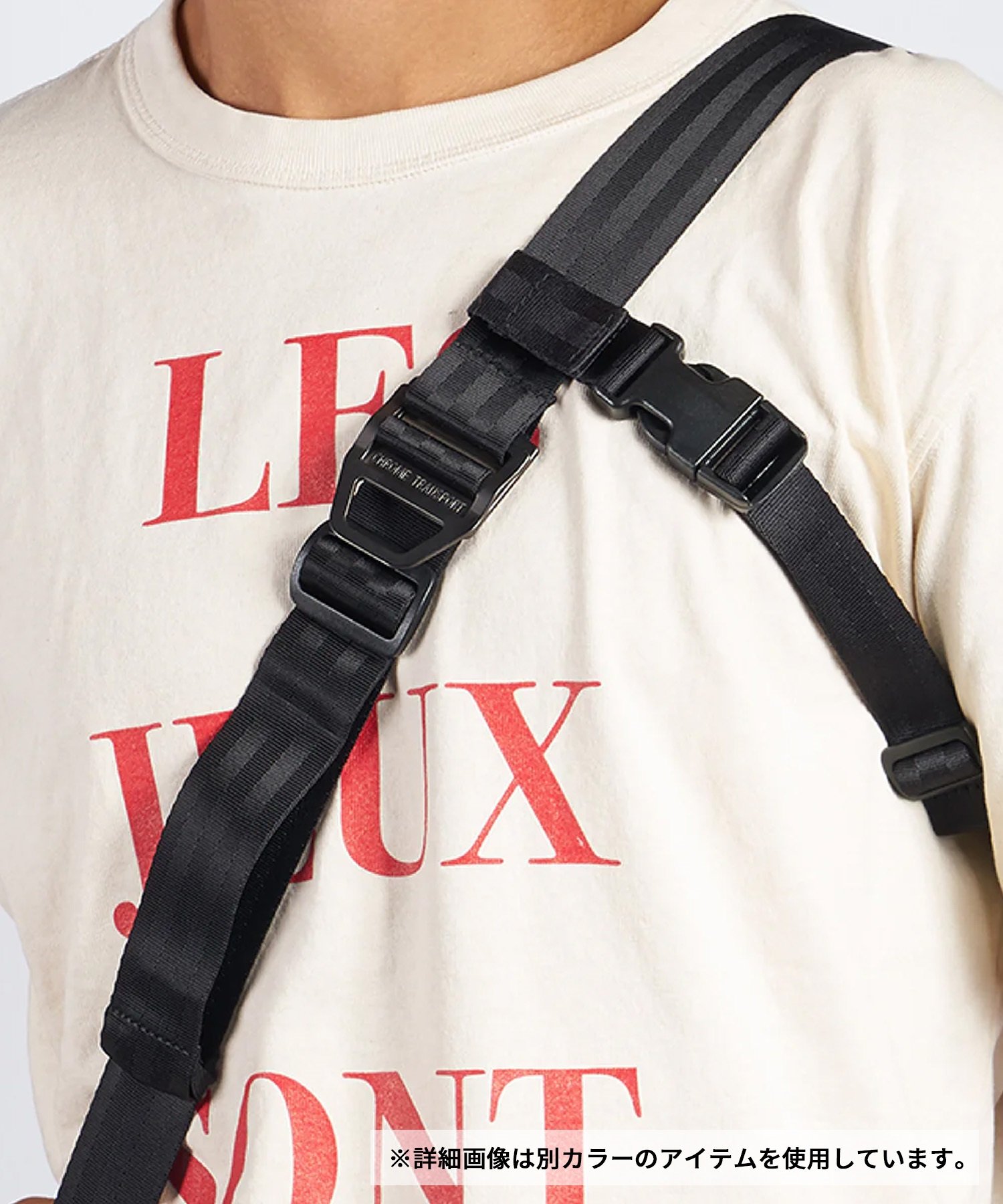 CHROME クローム バッグ ショルダーバッグ 耐水 26L NEWSPAPER