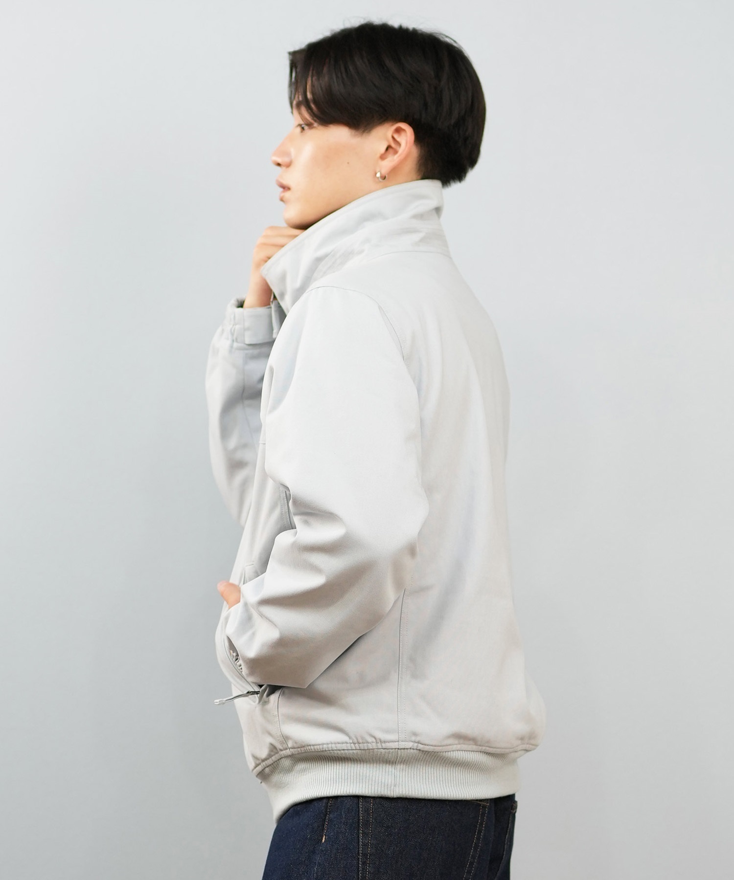 ANTIMID ナイロンジャケット　ホワイト　M Seymour.（シーモア）の「