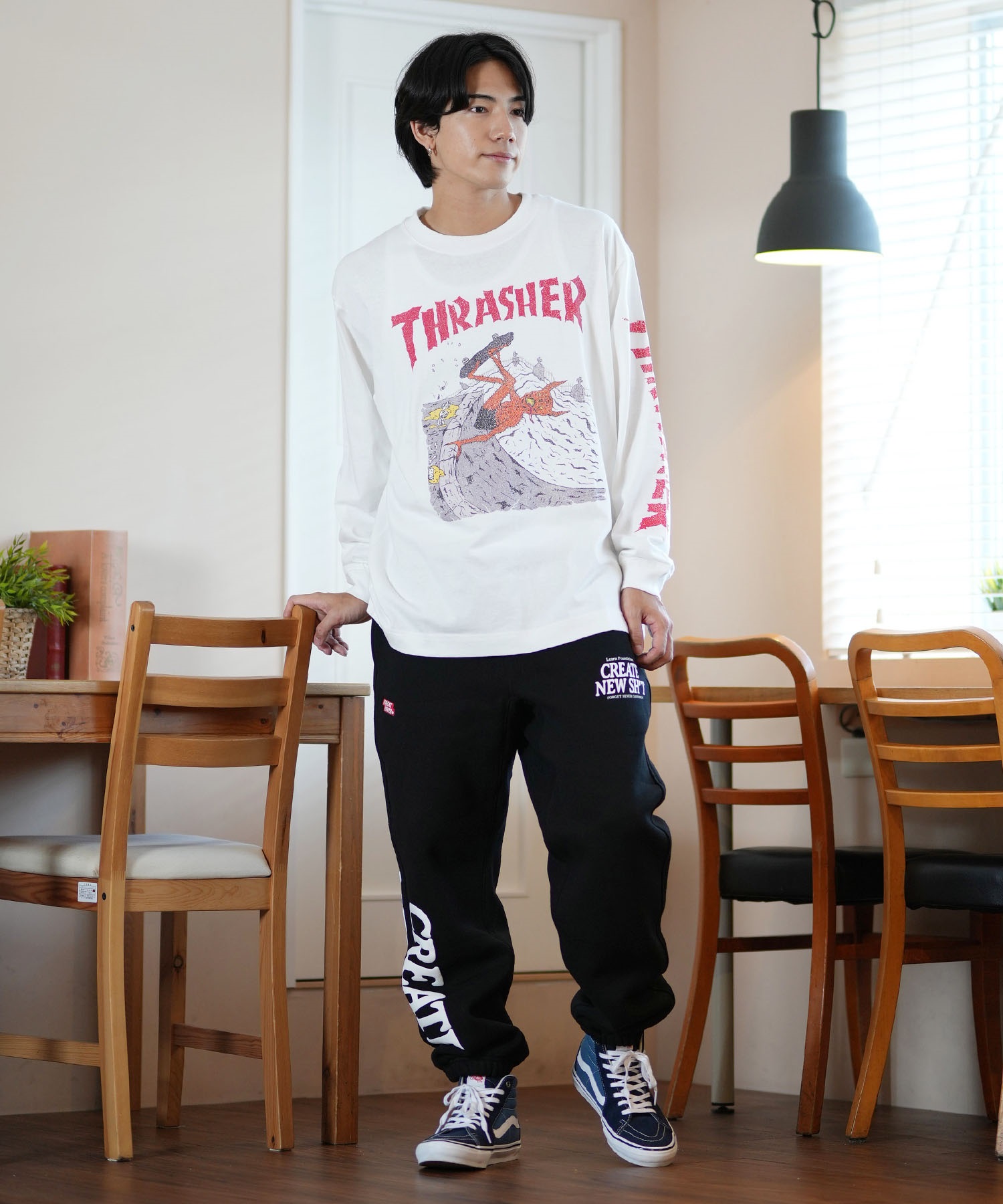 Thrasher アレイキャッツ ロゴ クルーネック 長袖 Tシャツ 10x-311031-1.jpg