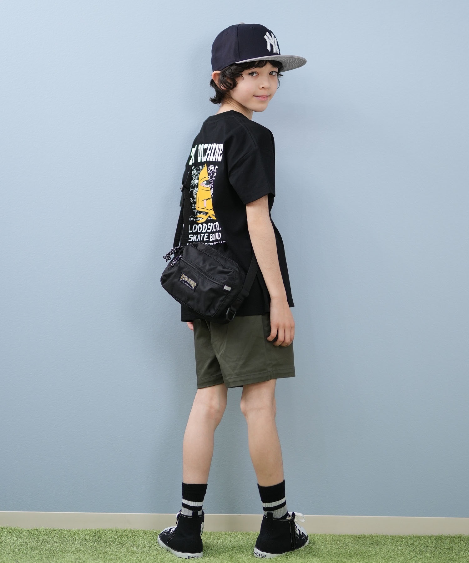 THRASHER スラッシャー バッグ キッズ ショルダーバッグ ミニ