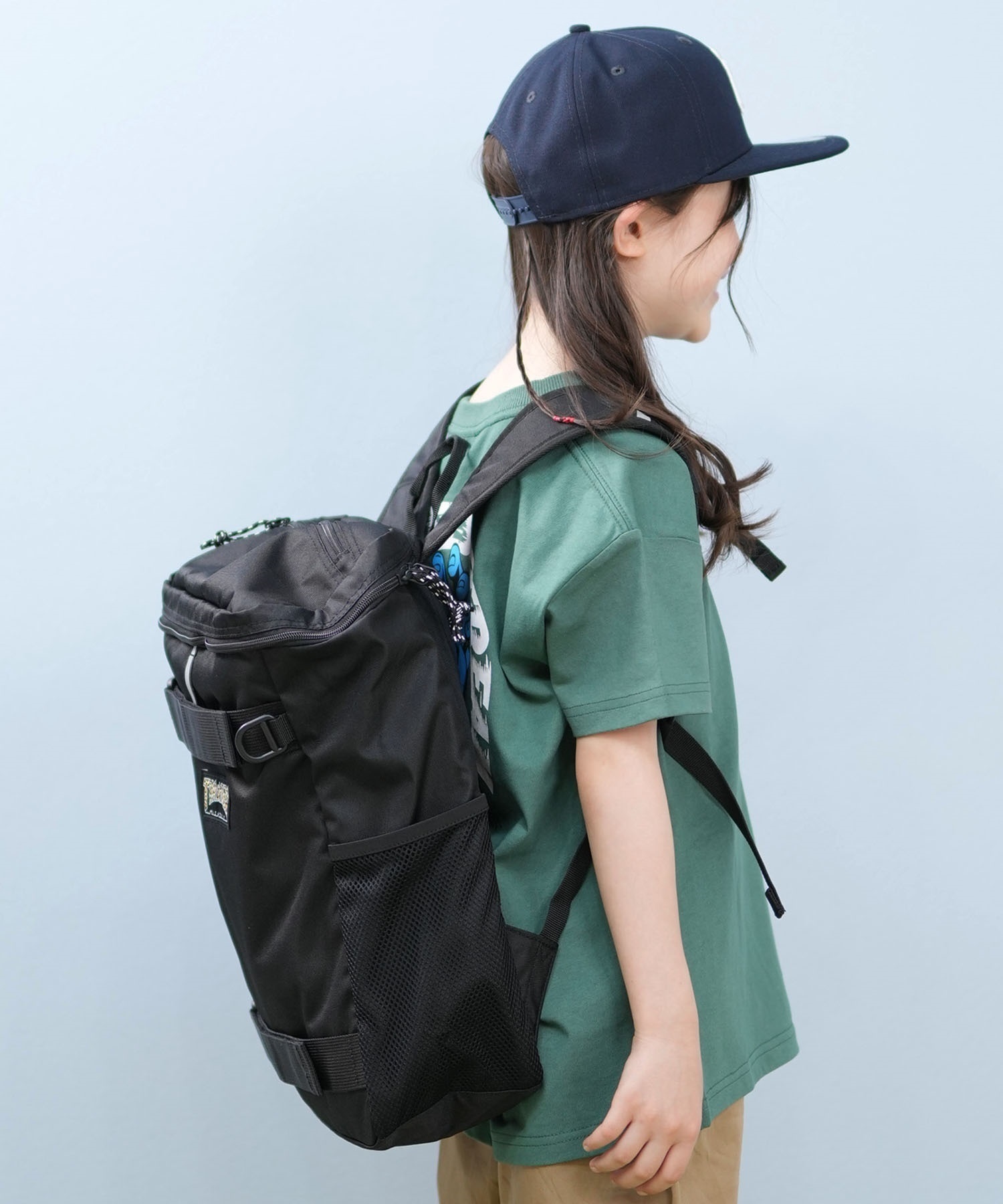 Amazon | [スラッシャー] キッズ リュック 20L(撥水加工・四角型