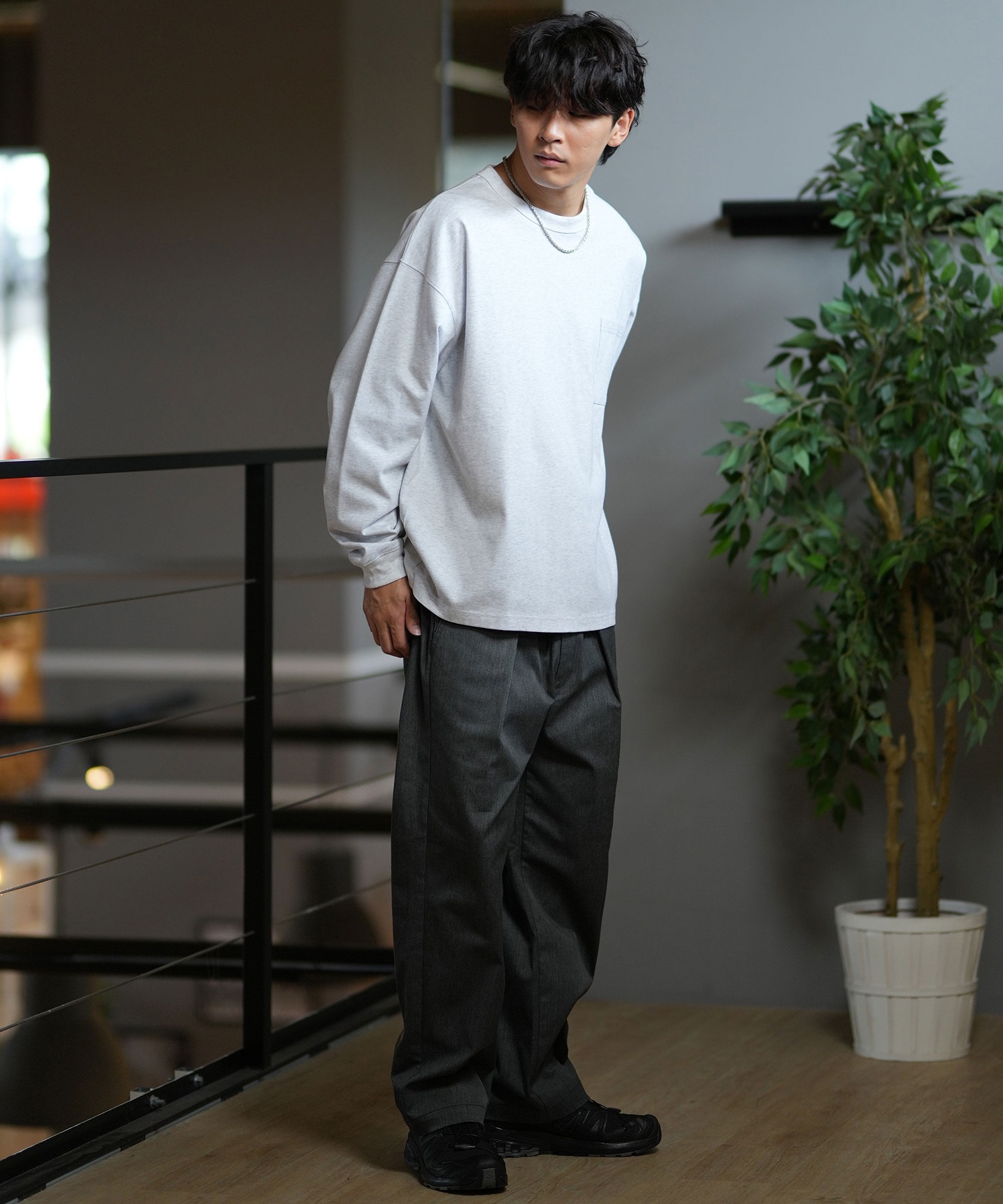 DEAR LAUREL ディアローレル 長袖 Tシャツ ロンT 無地 ポケット ポケT ワンポイントロゴ シンプル D24F2201(WHT-M)