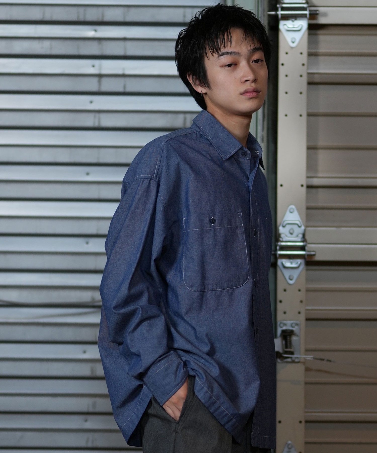 DEAR LAUREL ディアローレル 長袖シャツ メンズ シャンブレー生地 無地