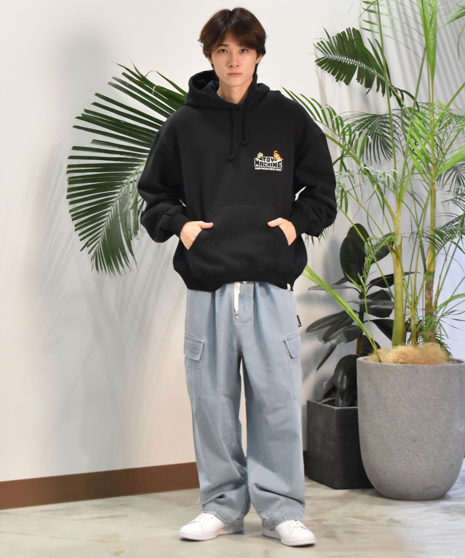 【極美品】MAL-FWTPCM1 Olympia Extreme Color-Block Canvas and Mesh Trainer