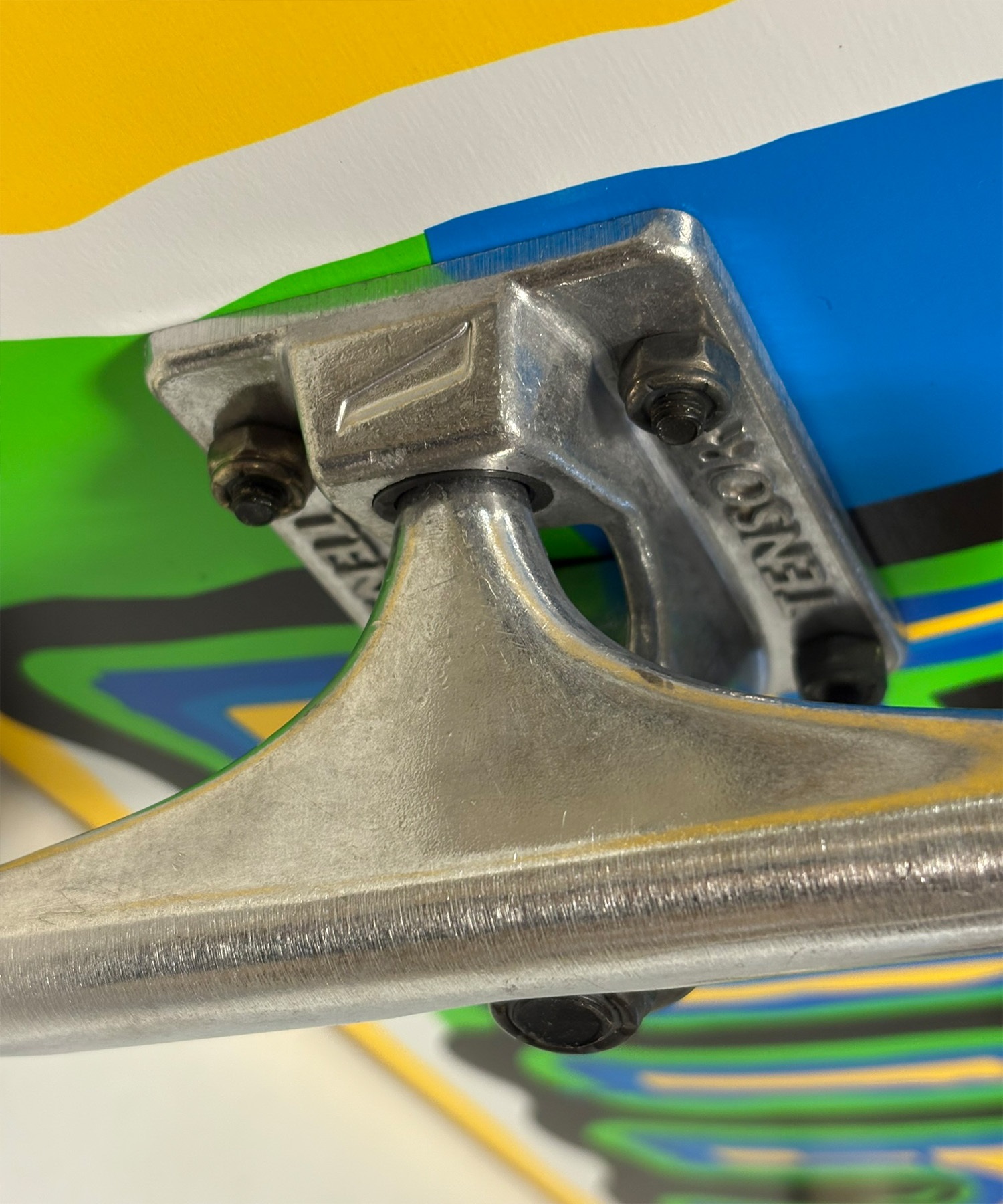 【美品】【完売】スケボー　レアブラインド　スケートボード　ムラサキスポーツ BLIND ブラインド スケートボード コンプリート8.0inch COLORED LOGO