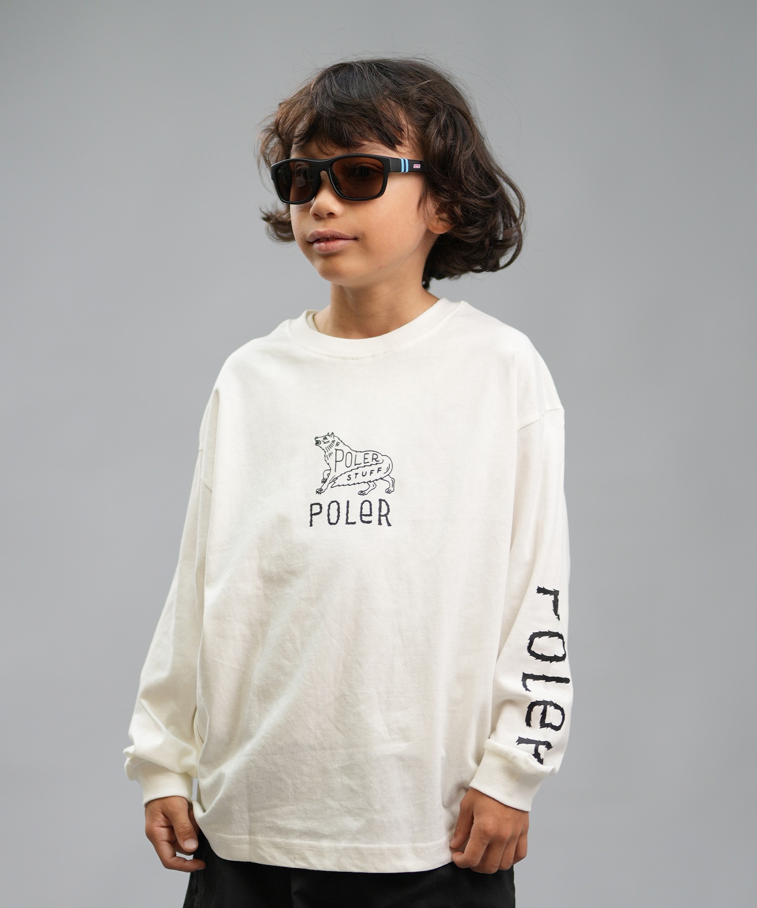 POLER ポーラー Tシャツ キッズ 長袖 ロンT バックプリント 袖ロゴ