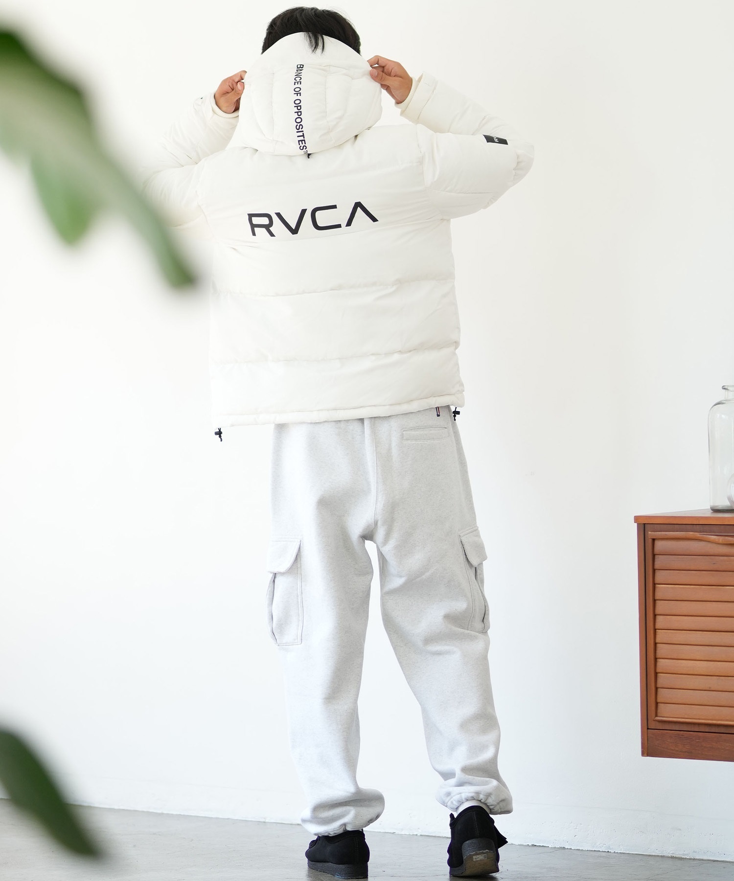 RVCA ルーカ アウター 中綿 メンズ ジャケット バックロゴ BE042-767(ANW-S)