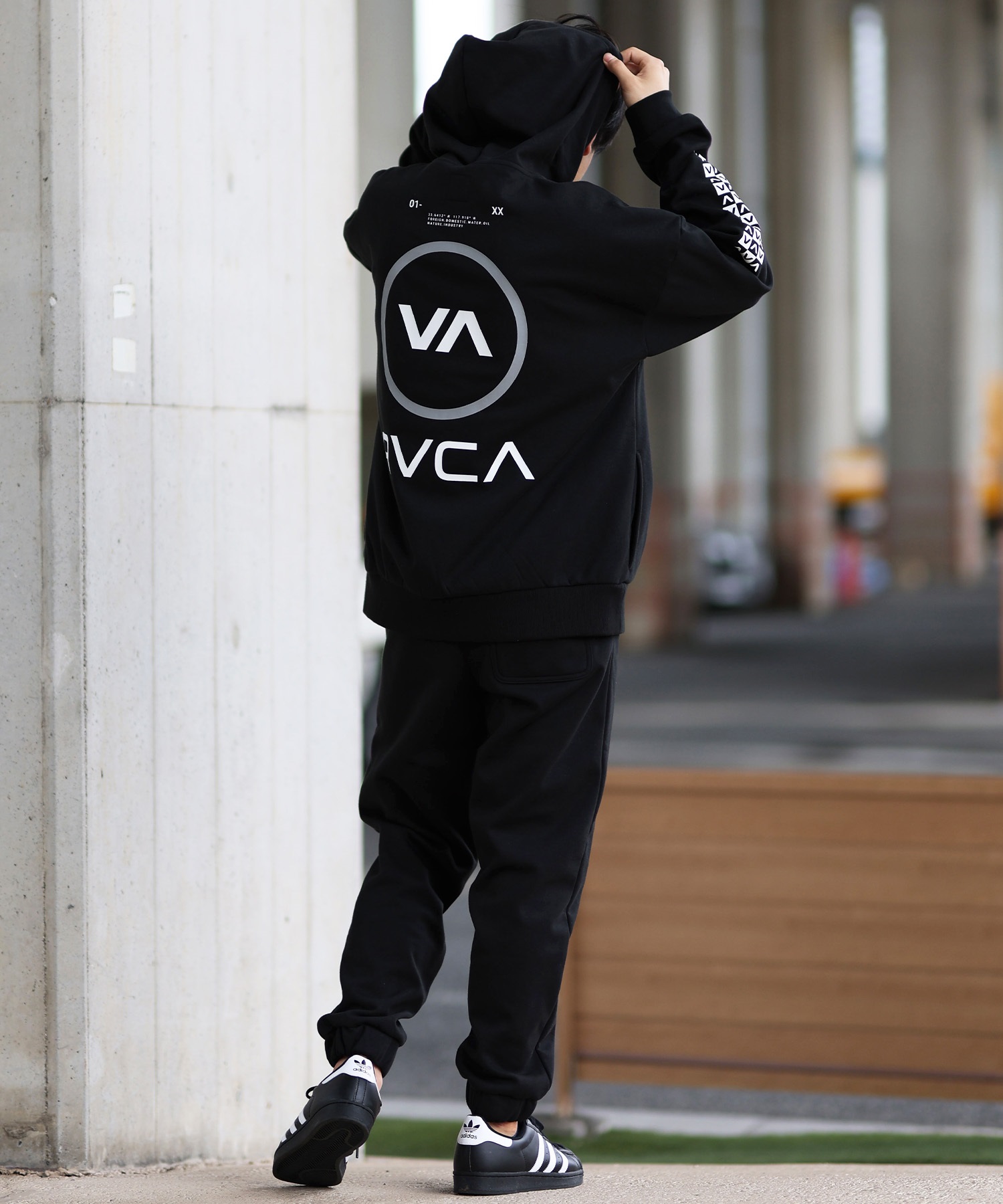 RVCA ルーカ パーカー プルオーバー メンズ スウェット フーディー 撥水 防風 裏起毛 セットアップ対応 BE04B-016(WGR-S)