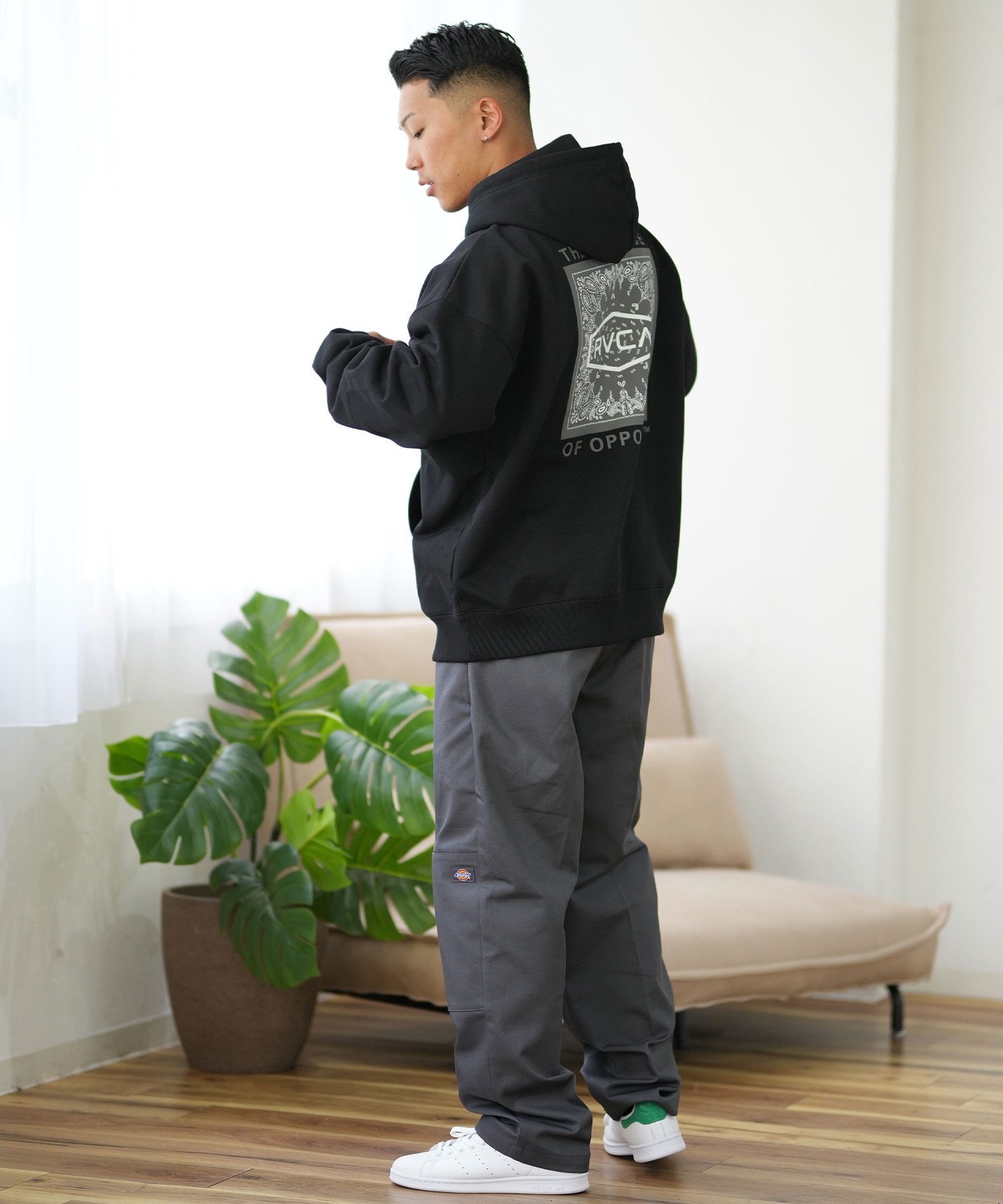 RVCA ルーカ パーカー プルオーバー メンズ バックプリント ペイズリー柄 裏起毛 BE042-P06 ムラサキスポーツ限定(KHA-S)