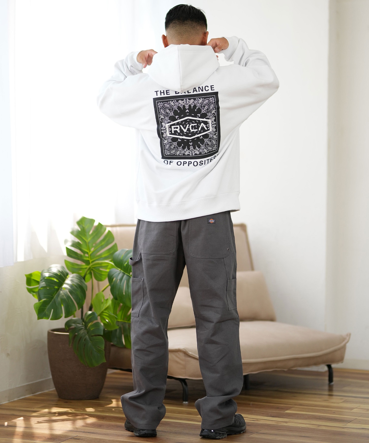 RVCA ルーカ パーカー プルオーバー メンズ バックプリント ペイズリー柄 裏起毛 BE042-P06 ムラサキスポーツ限定(KHA-S)