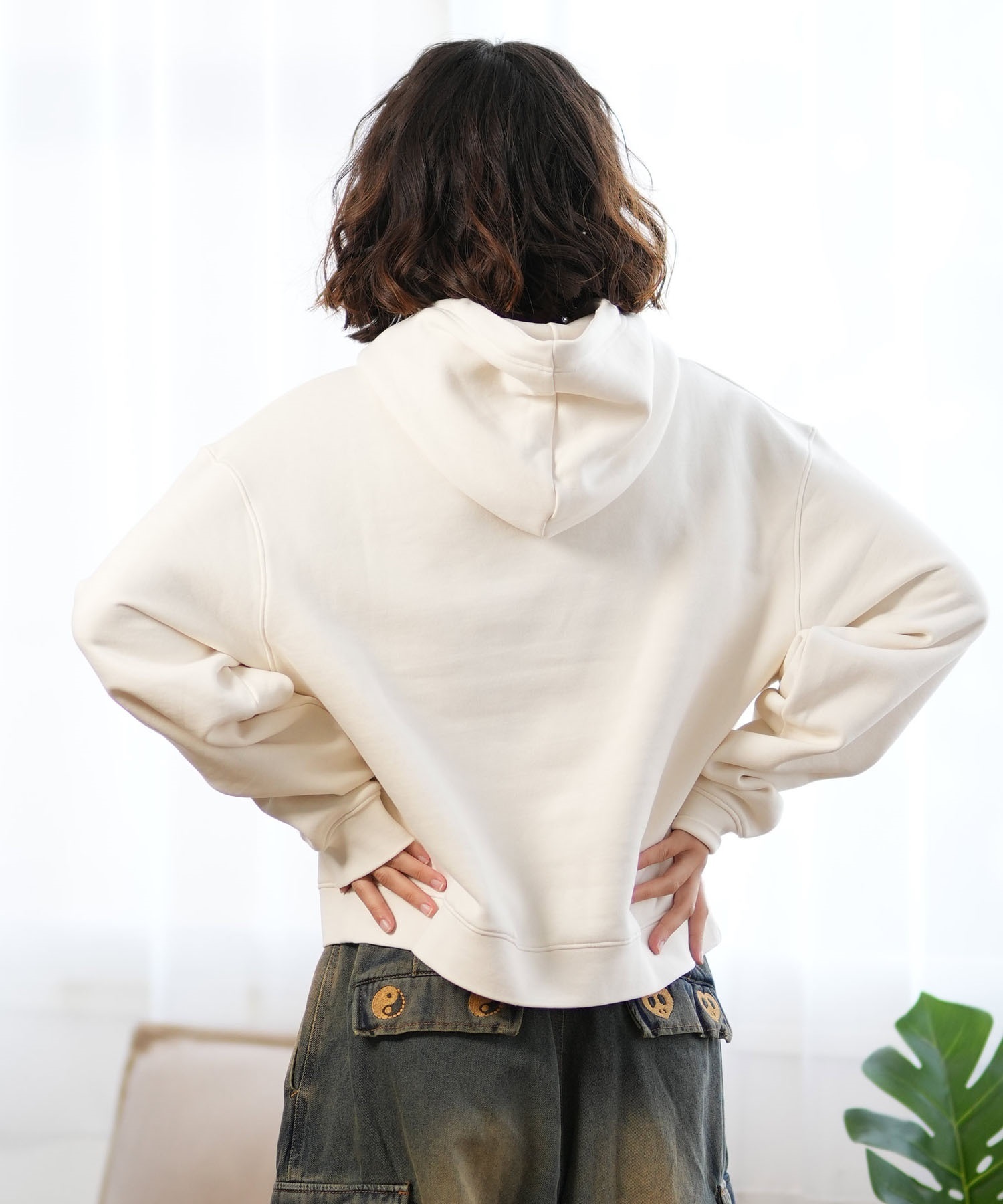 パーカー RVCA/ルーカ ロゴパーカー BE044-017 レディース 楽天市場】RVCA ルーカ パーカー レディース ロゴ プルオーバー