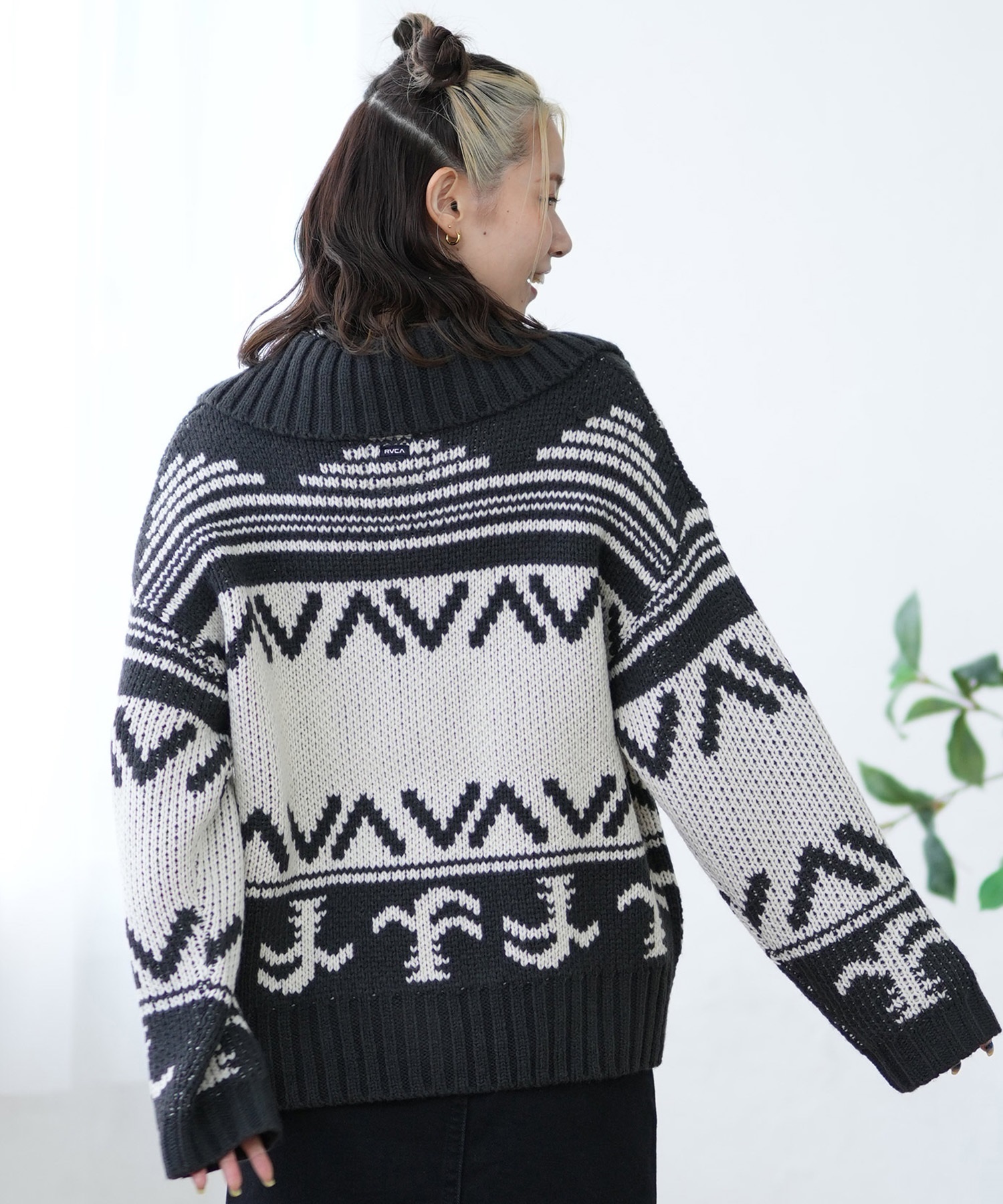 セブンイレブン 冬ギフト 2024 RVCA ルーカ ニット カーディガン レディース セーター ロゴ トップス