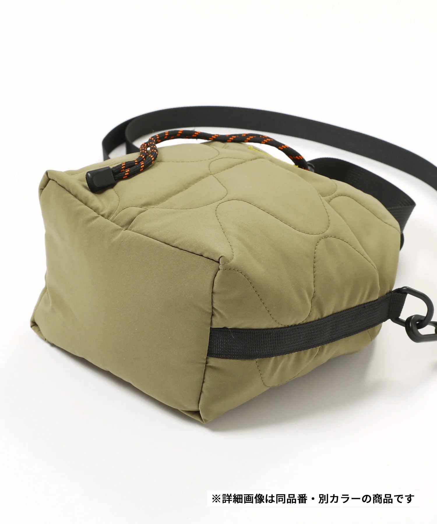 KiU キウ バッグ パデッドポケッタフルミニバッグ K384-900 ショルダー